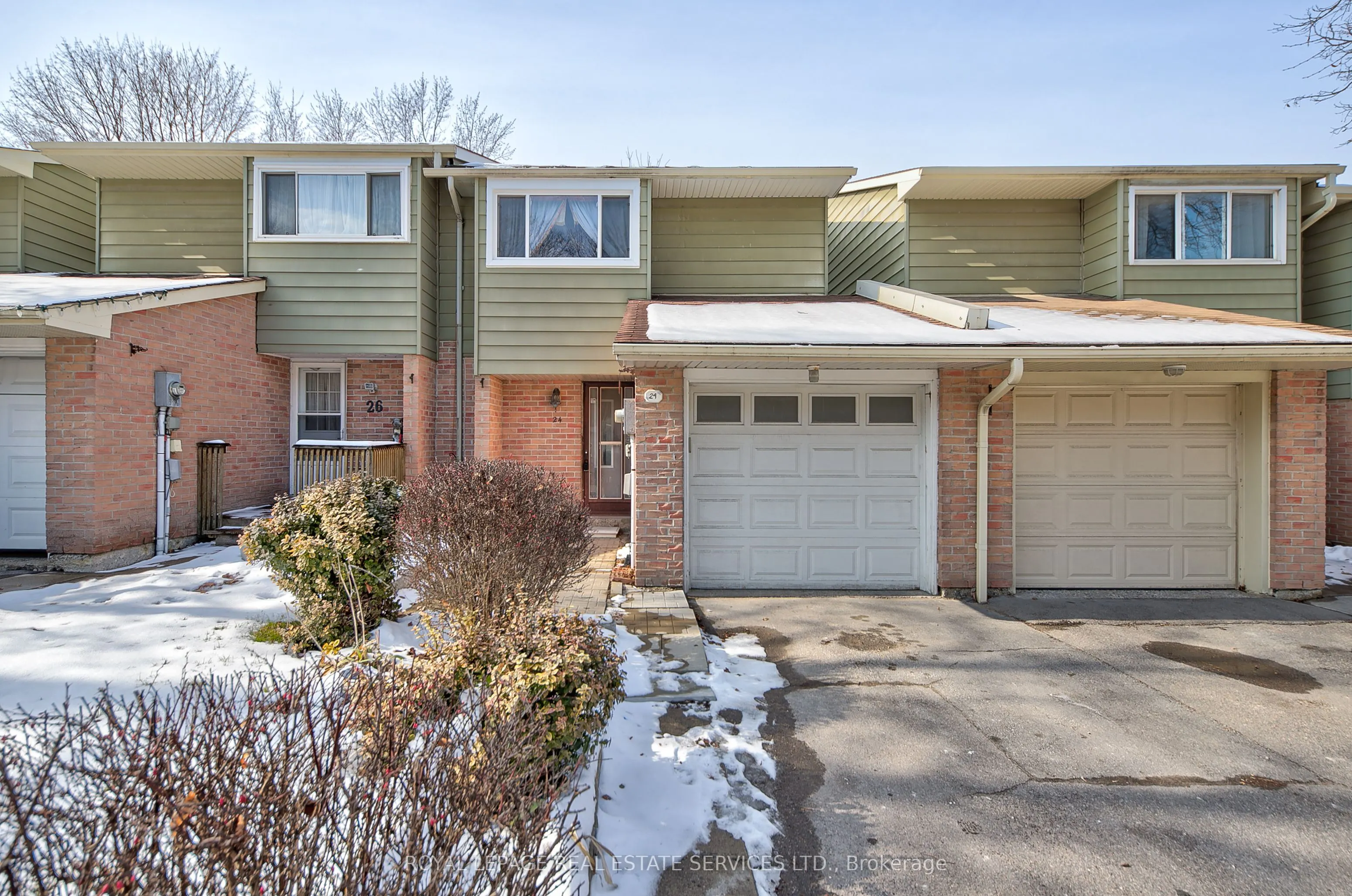 24 Deer Run Crescent, #24