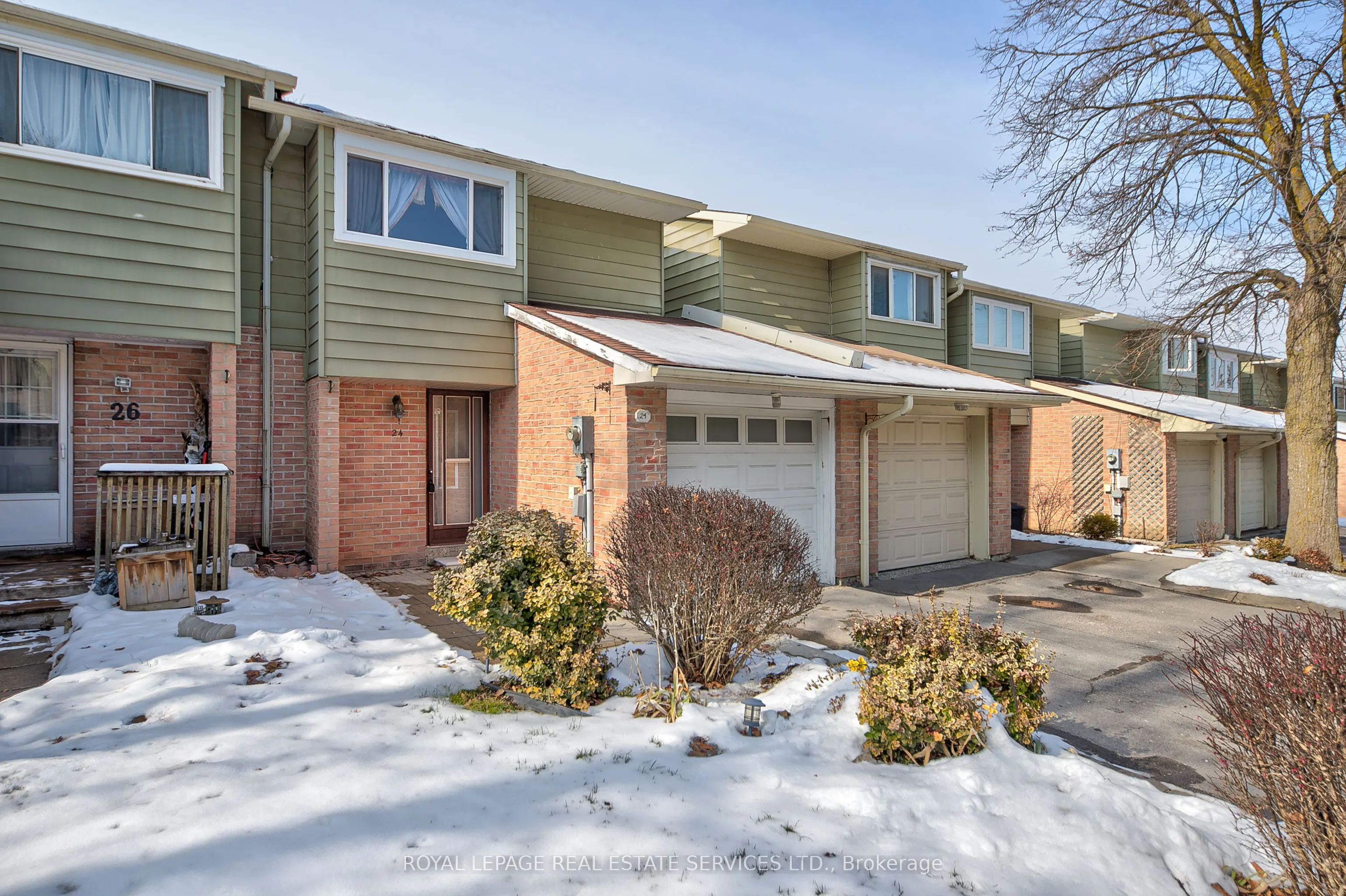 24 Deer Run Crescent, #24
