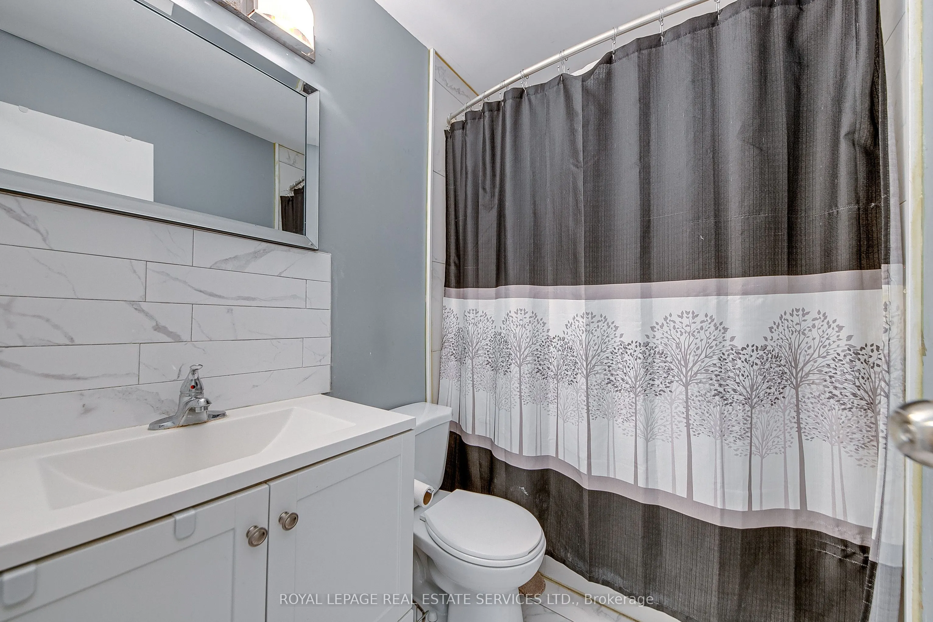 24 Deer Run Crescent, #24