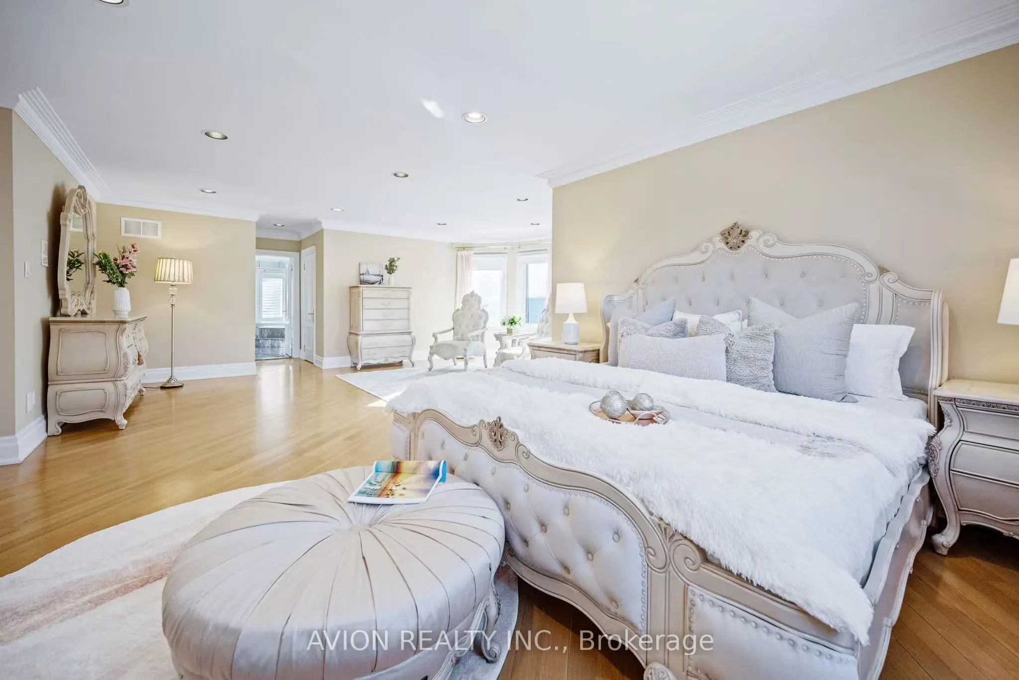 13 Bayview Forest Lane