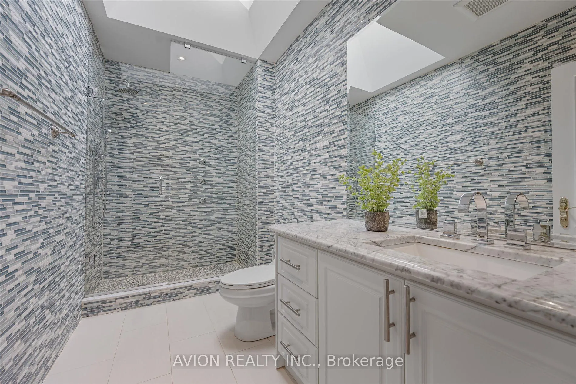 13 Bayview Forest Lane
