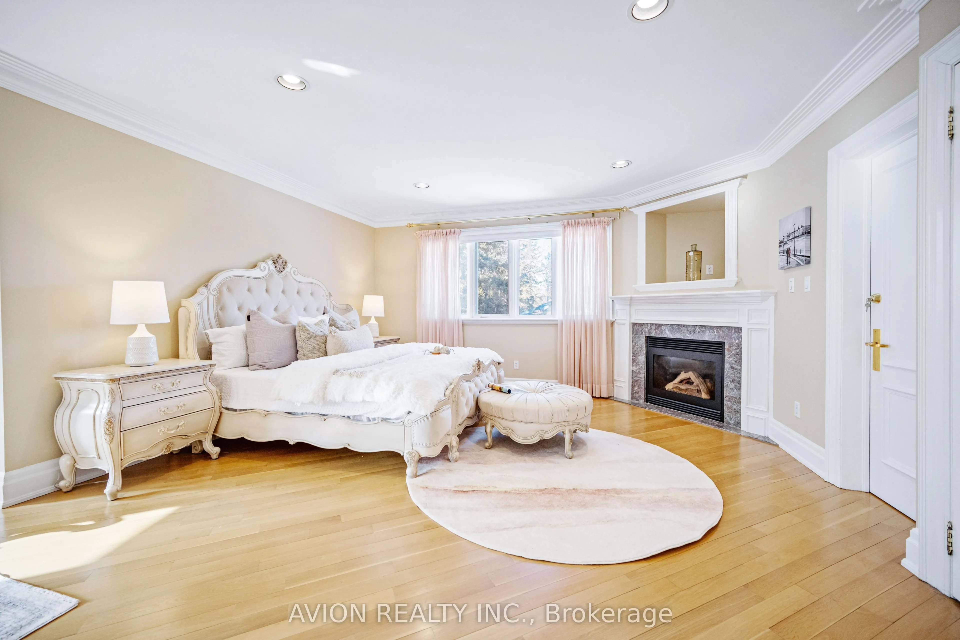 13 Bayview Forest Lane