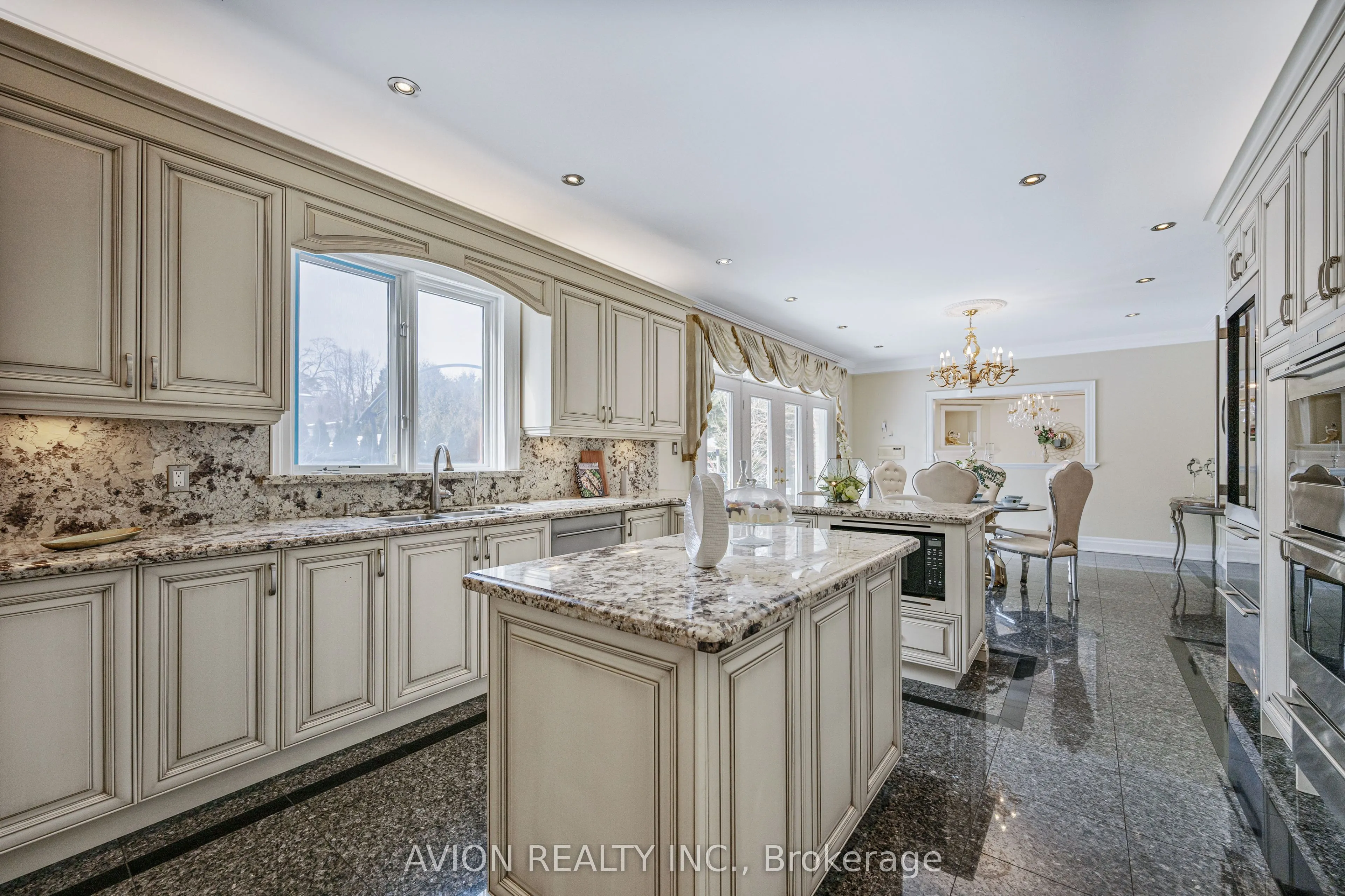 13 Bayview Forest Lane