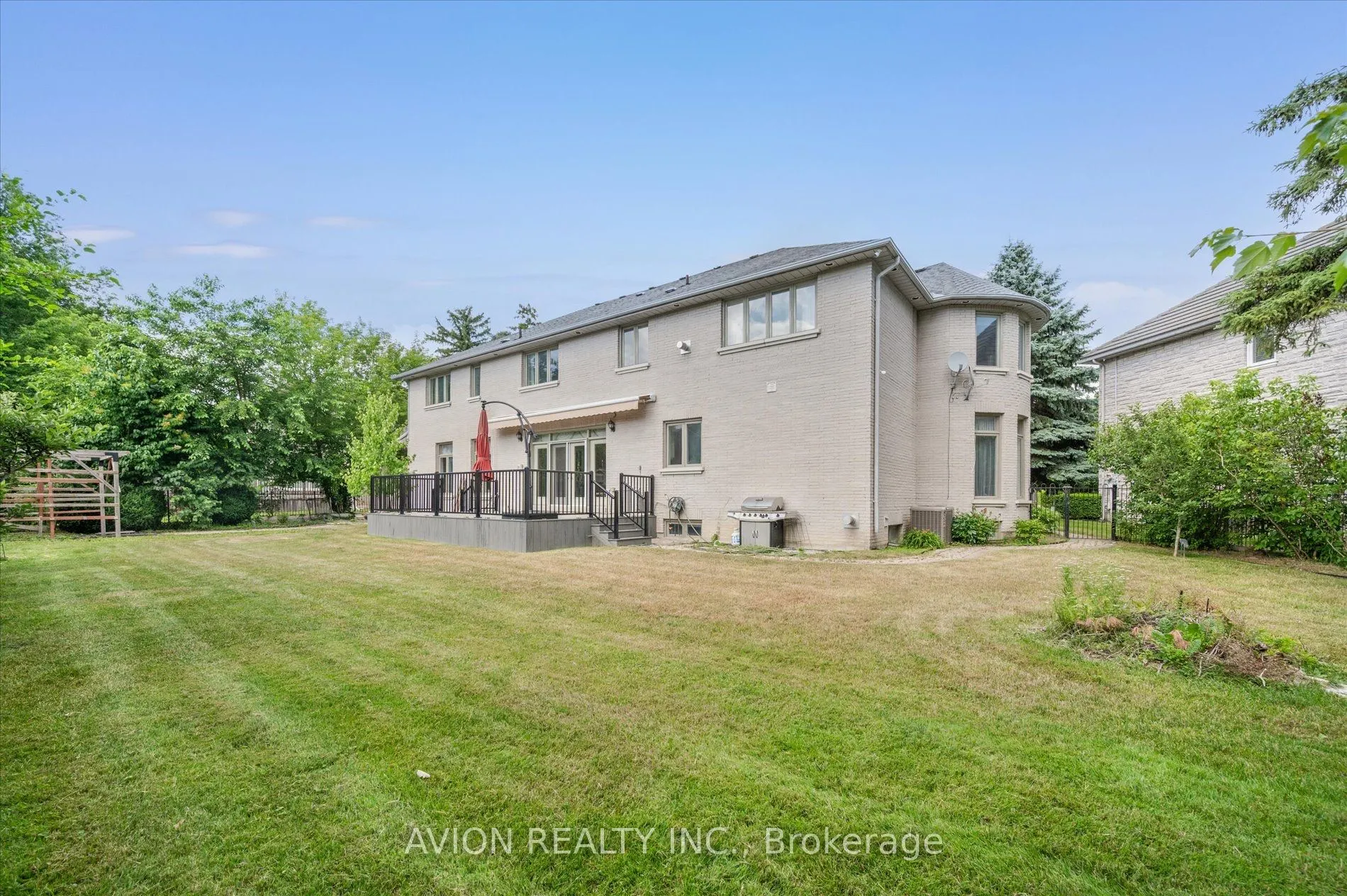 13 Bayview Forest Lane