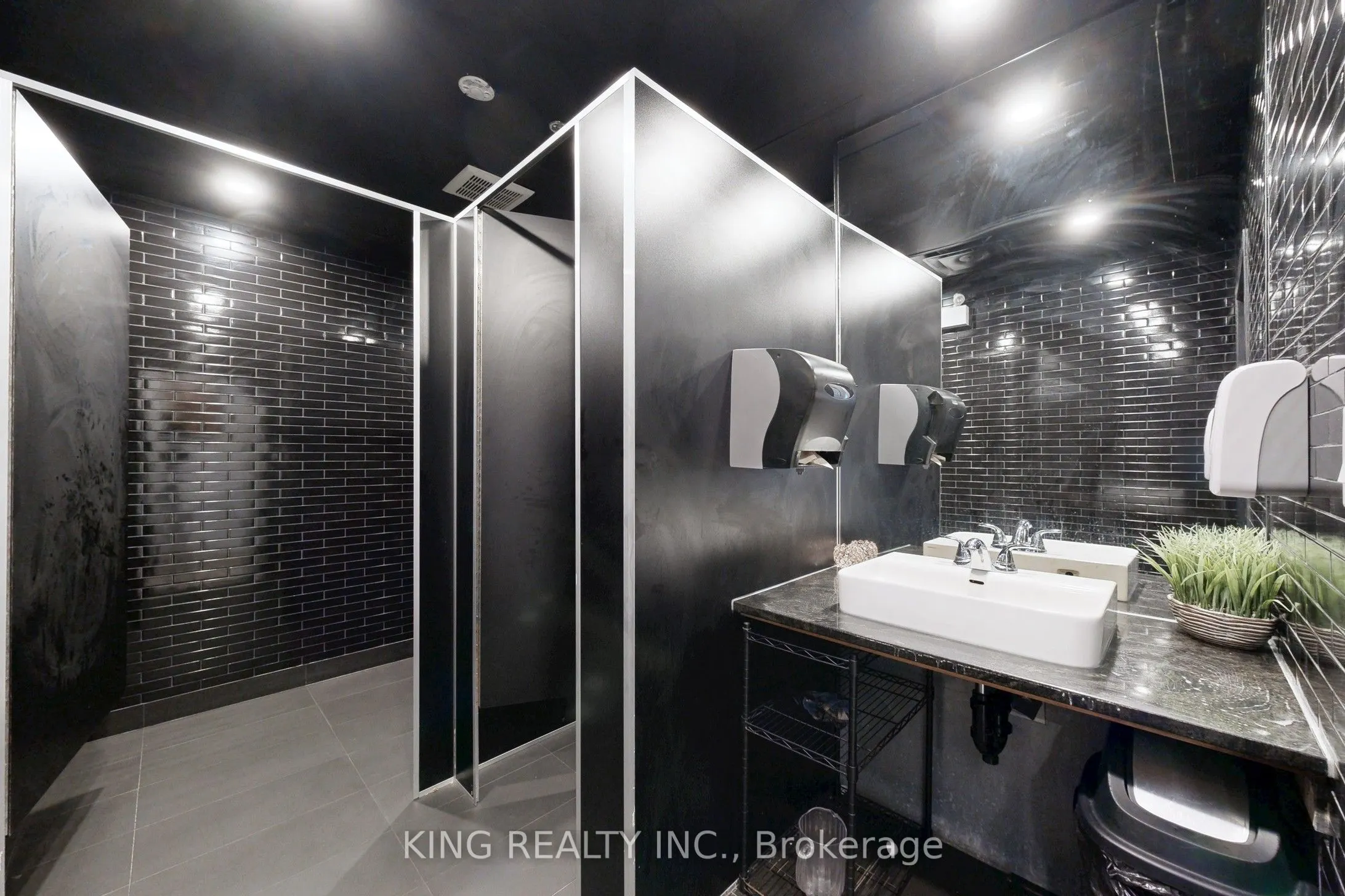 3175 Rutherford Road, #17