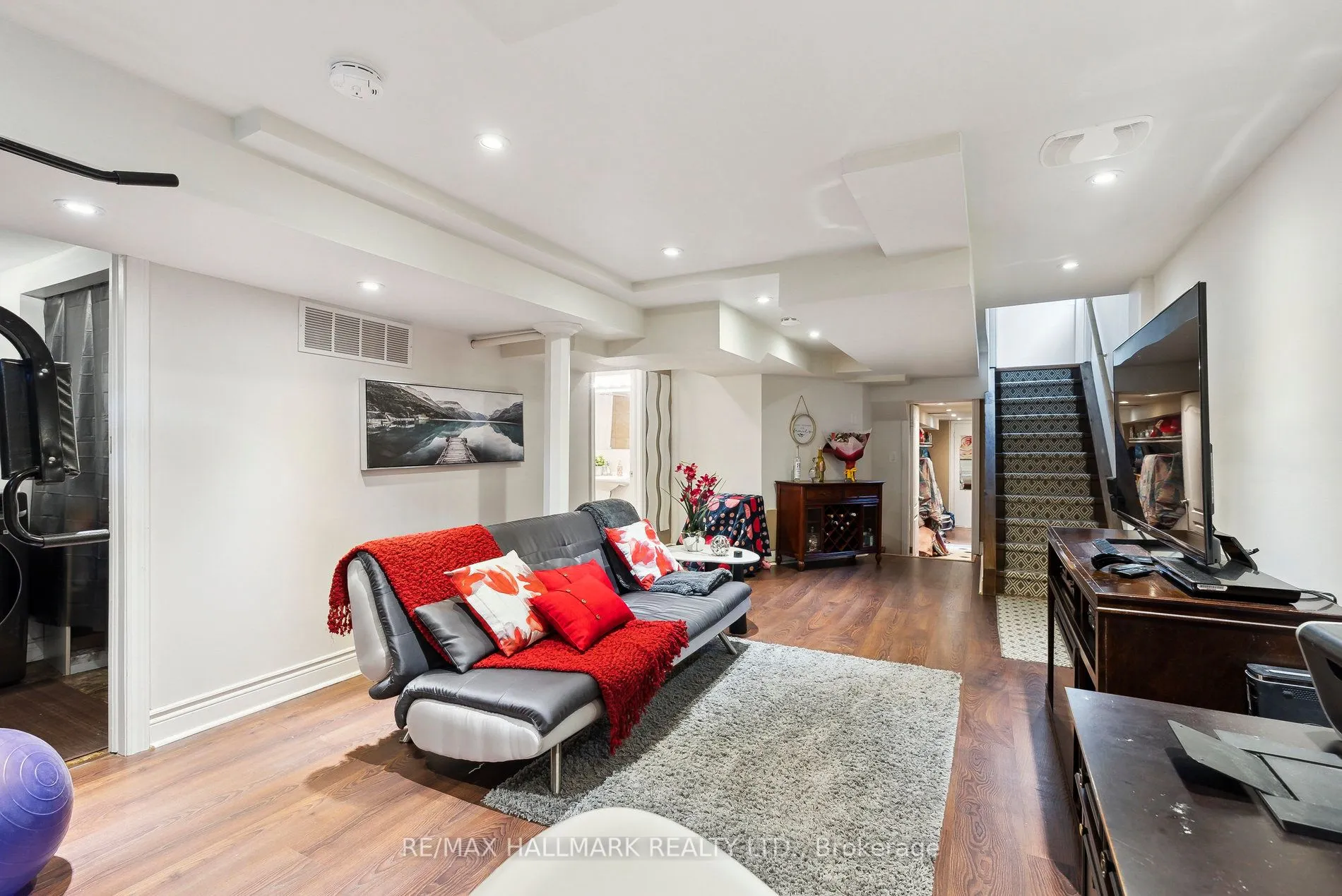 21 Amberty Street