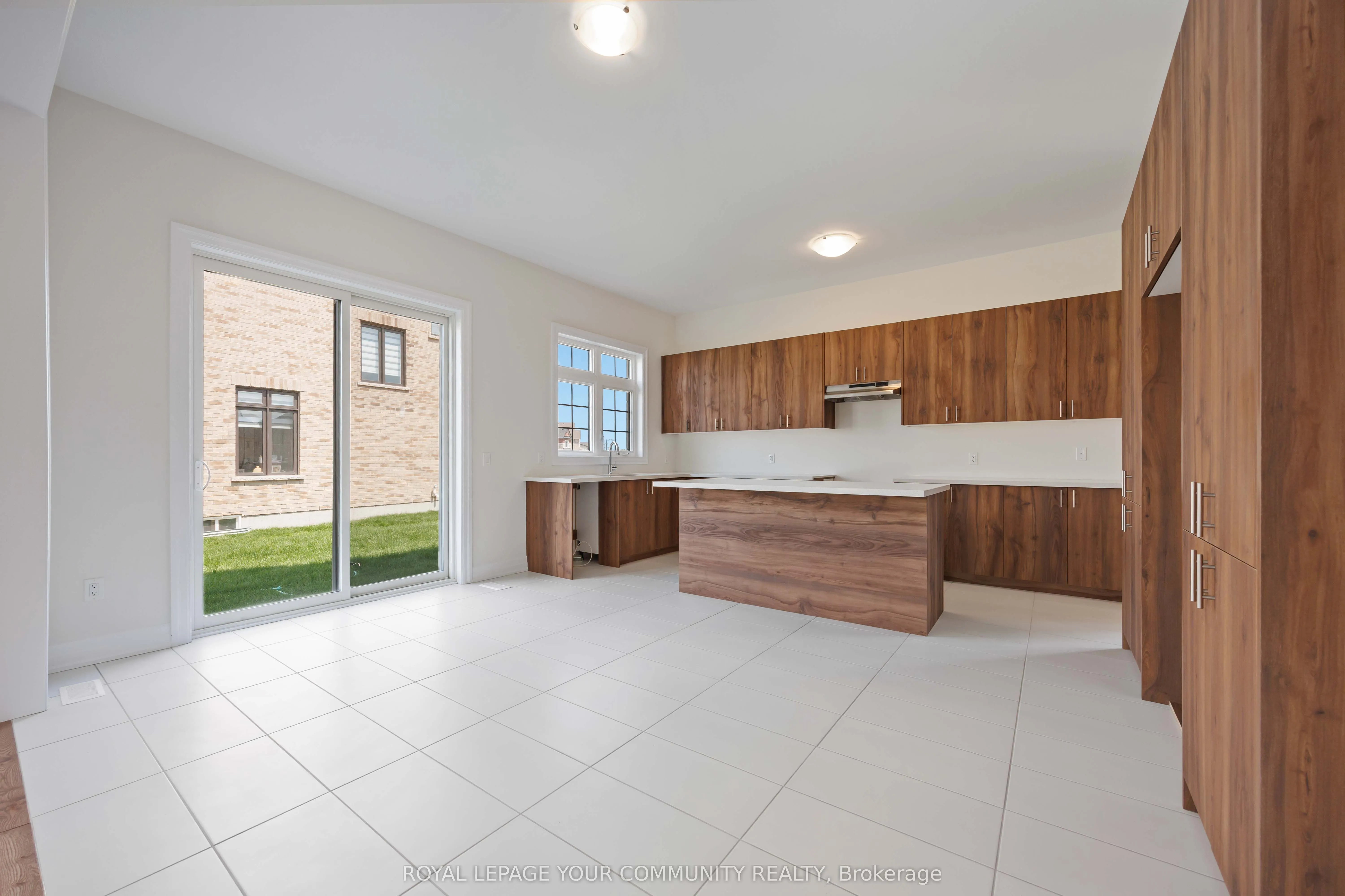 18 Shadyridge Street