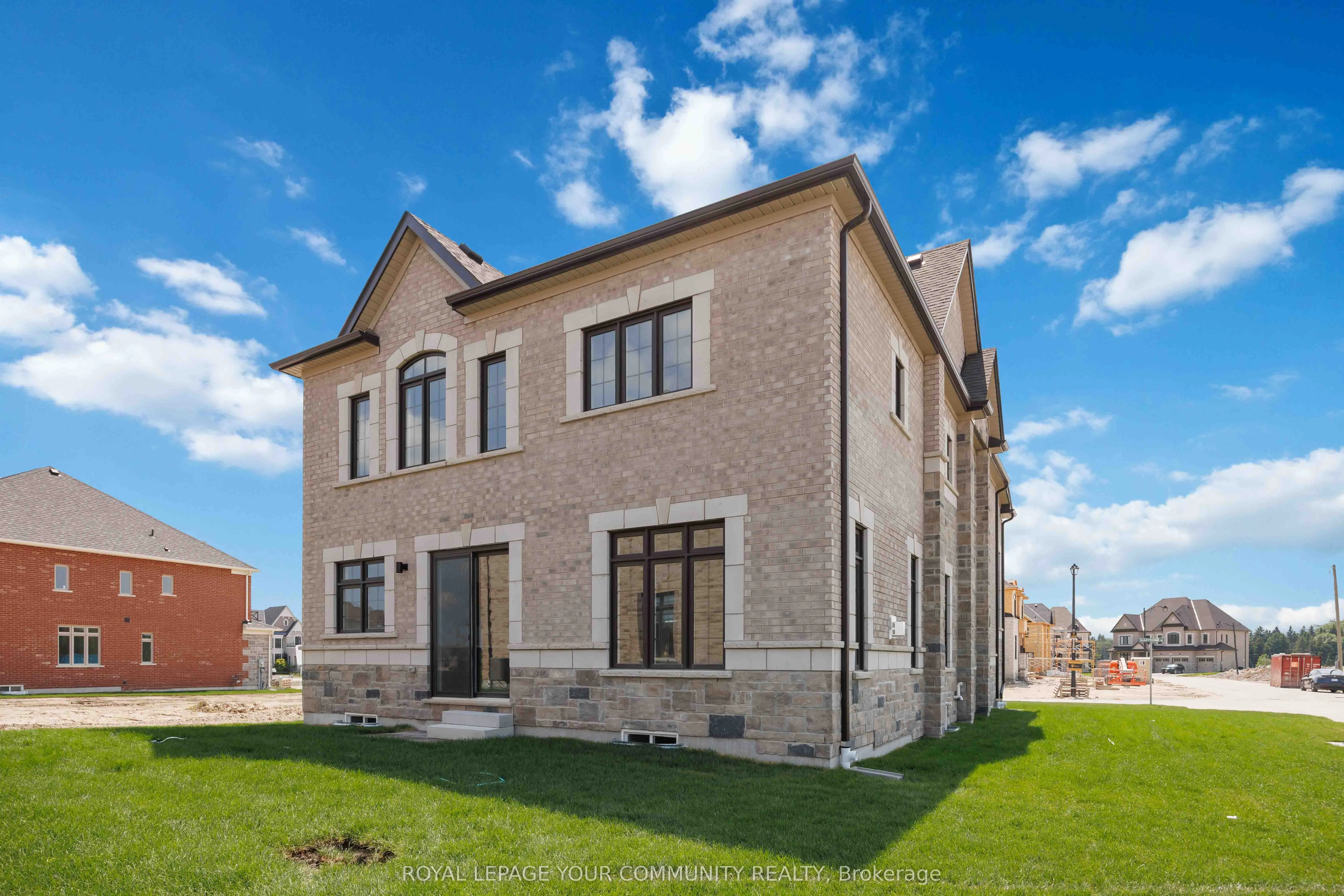 18 Shadyridge Street