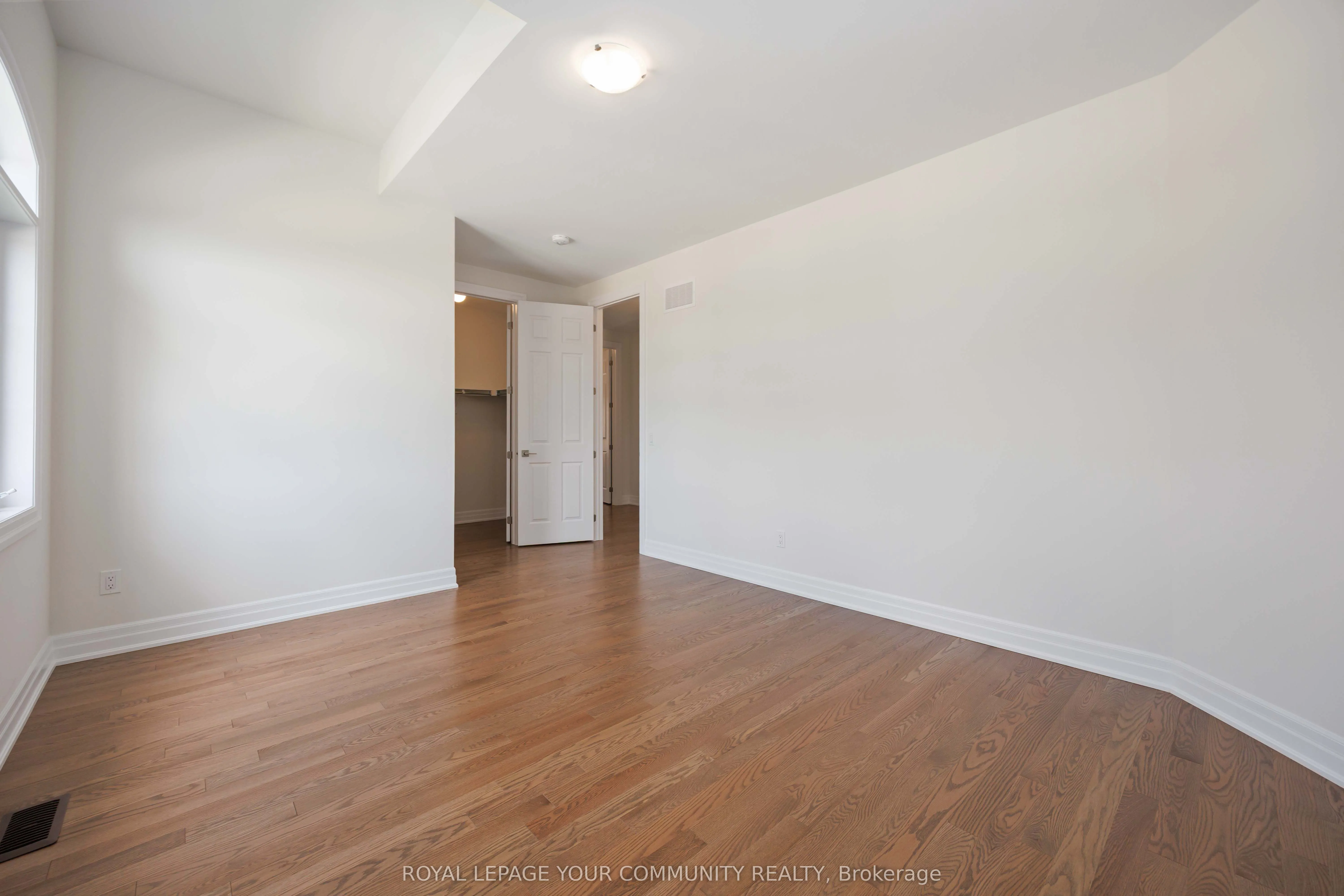 18 Shadyridge Street