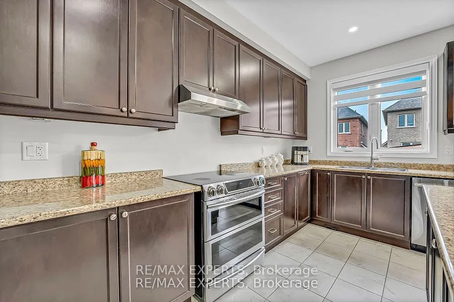95 Selby Crescent