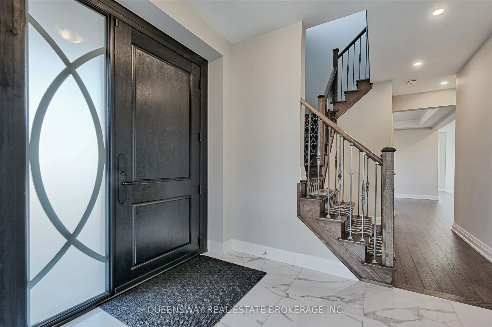 2 Boone Crescent
