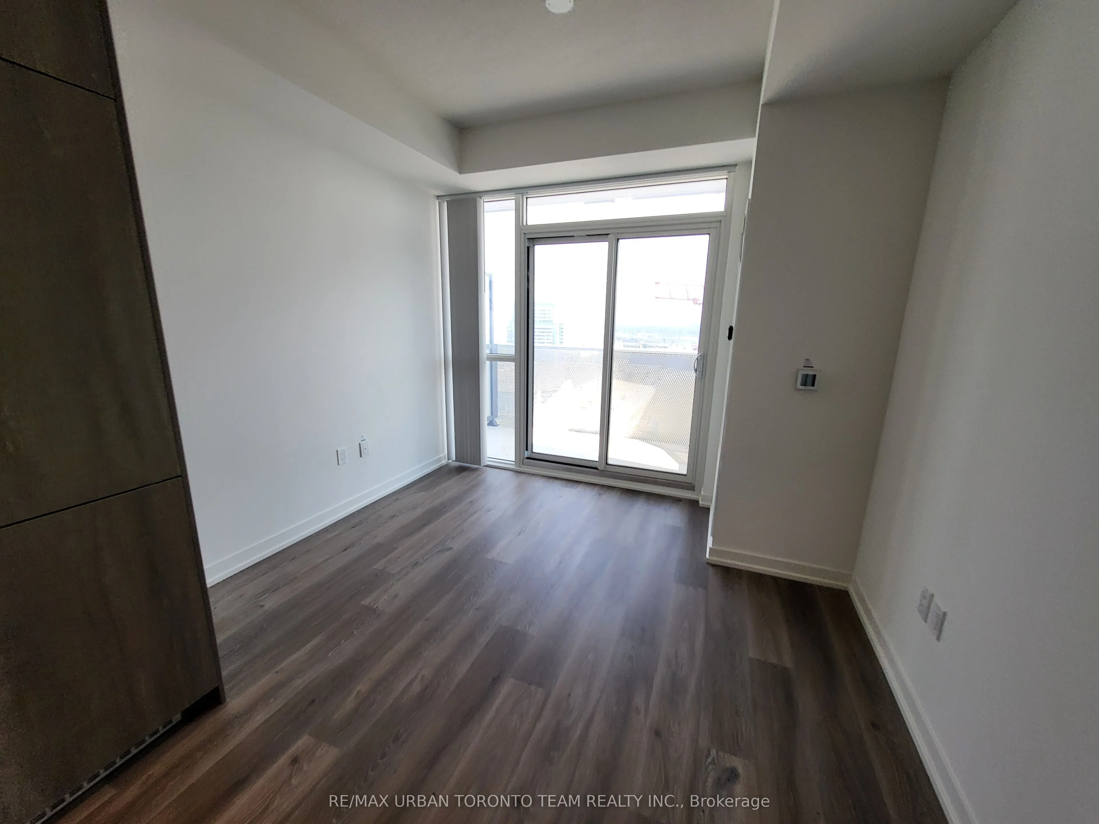 28 Interchange Way, #1612