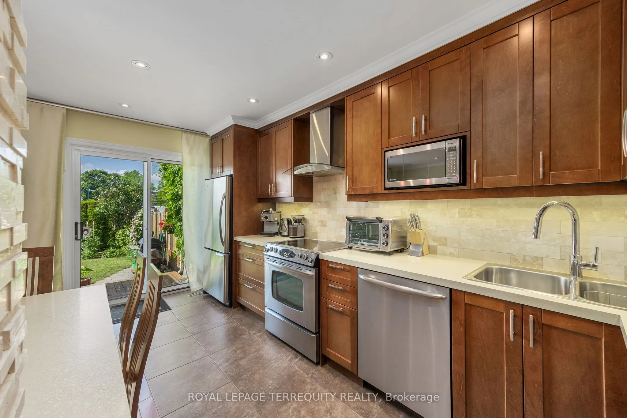 76 Goldbrook Crescent