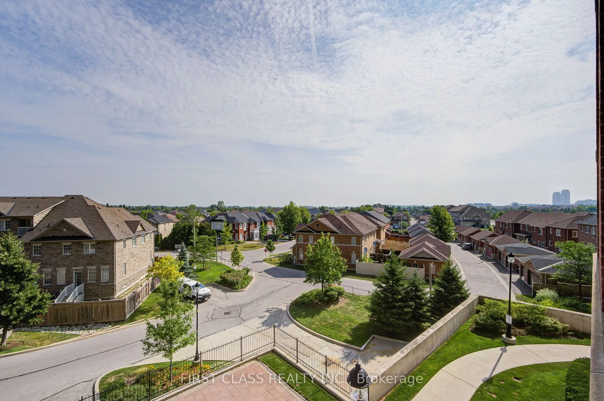 73 King William Crescent, #302