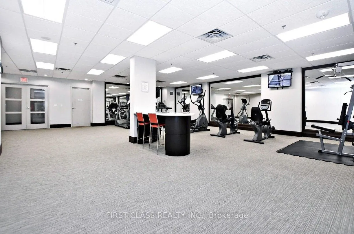 73 King William Crescent, #302