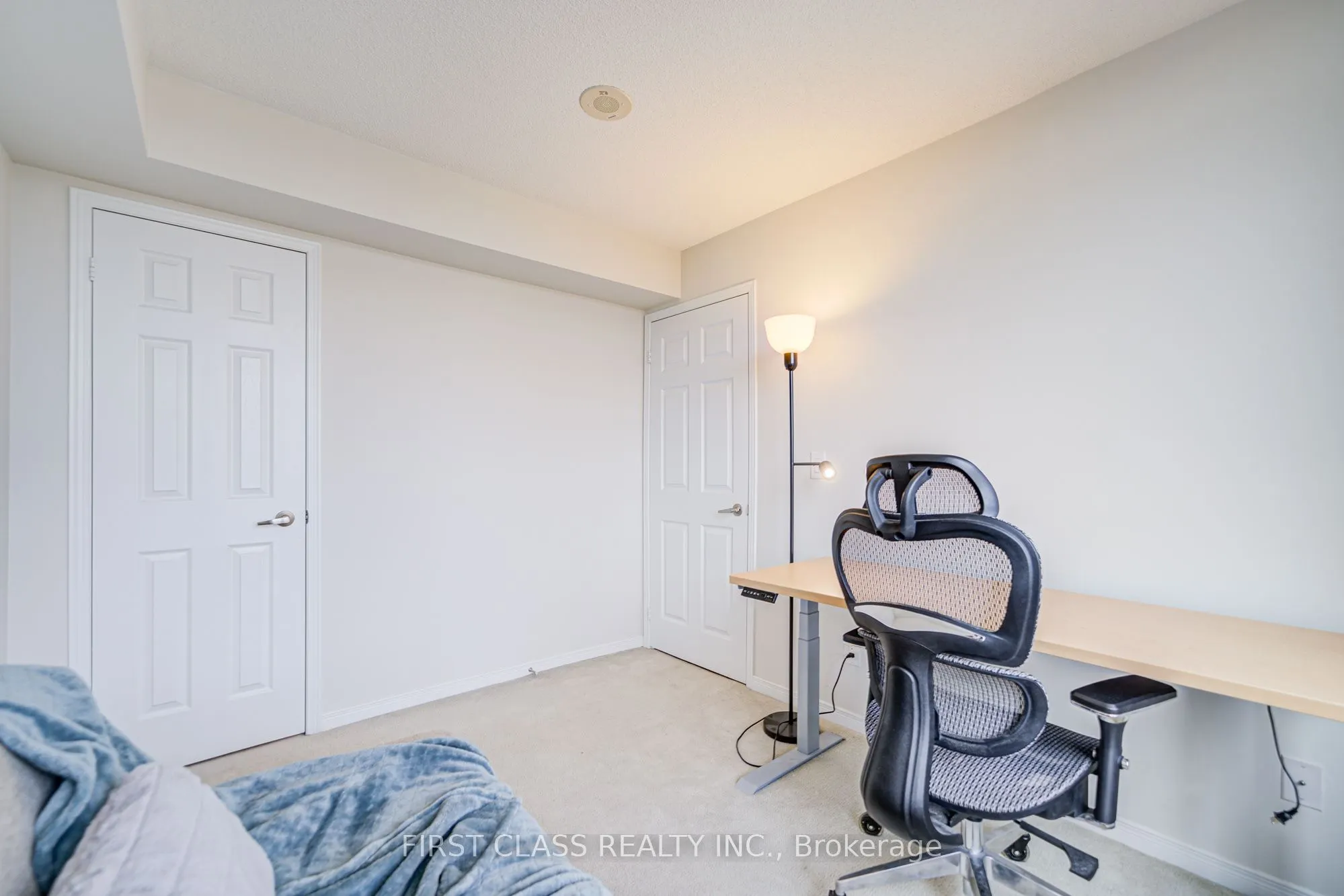 73 King William Crescent, #302