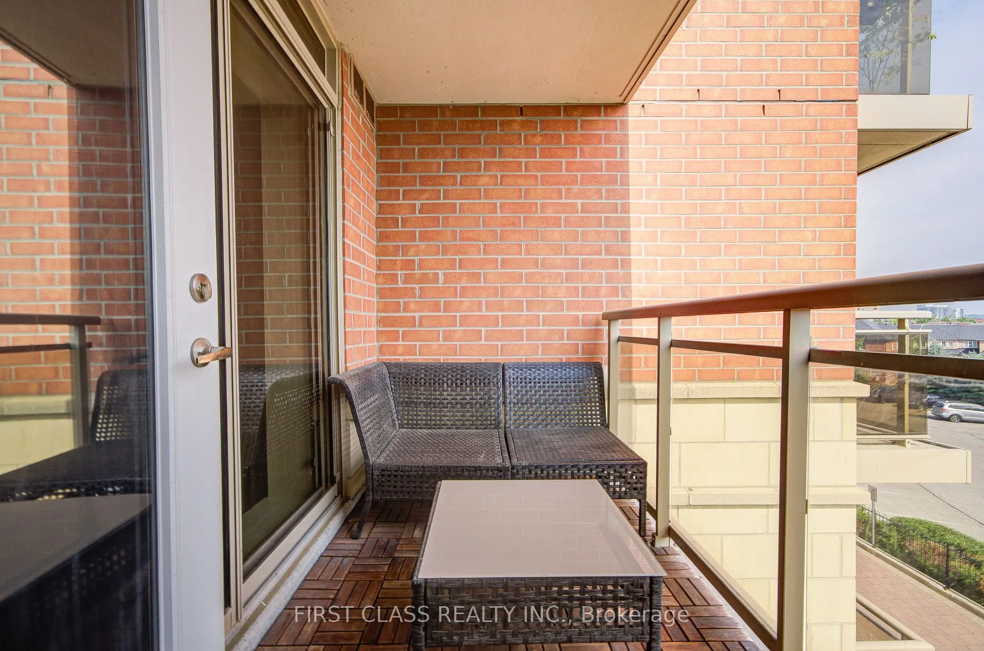 73 King William Crescent, #302