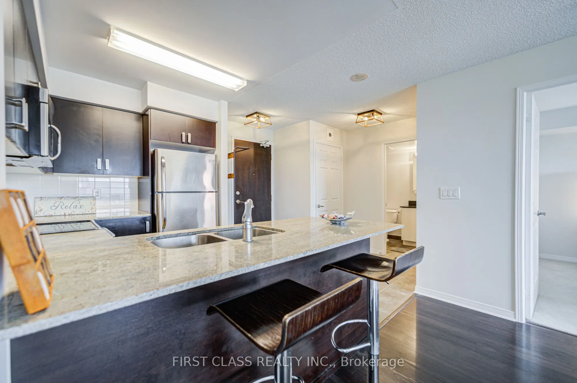 73 King William Crescent, #302