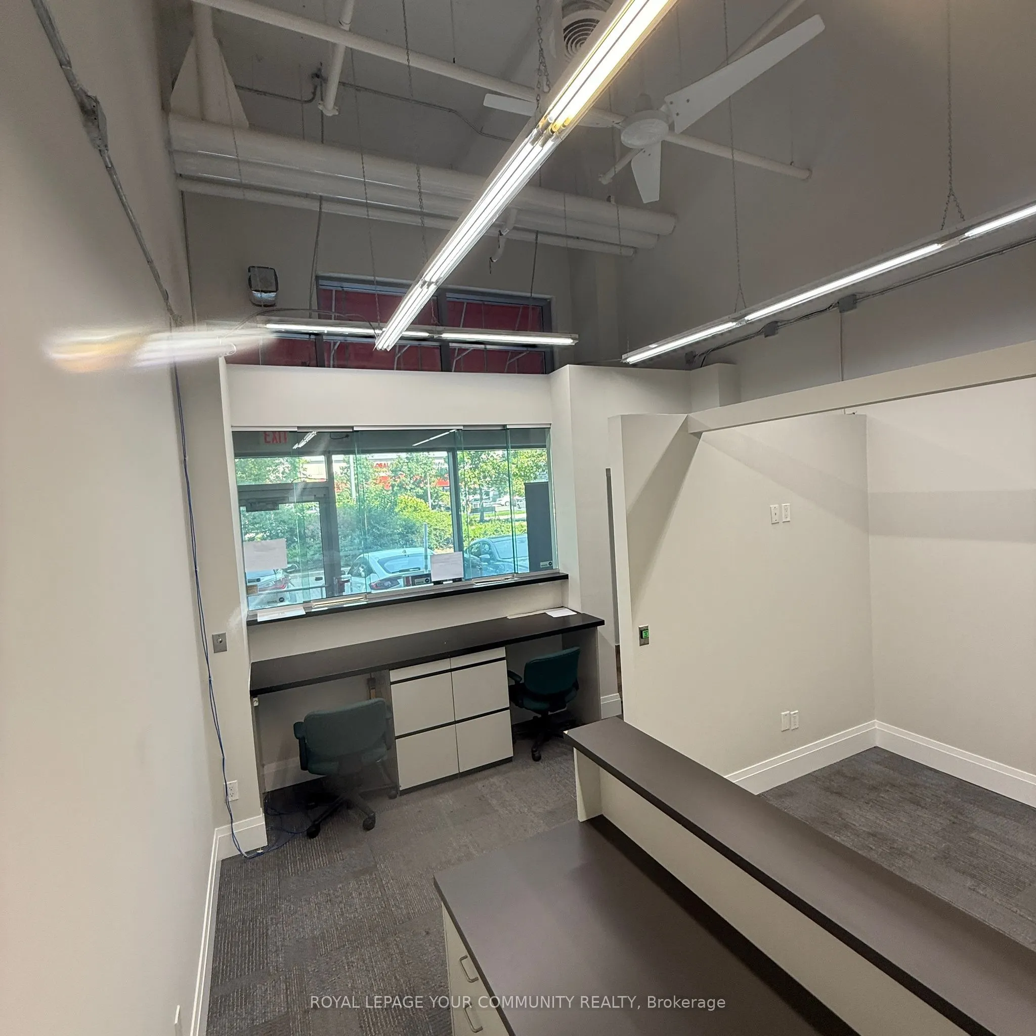 7181 Yonge Street, #4