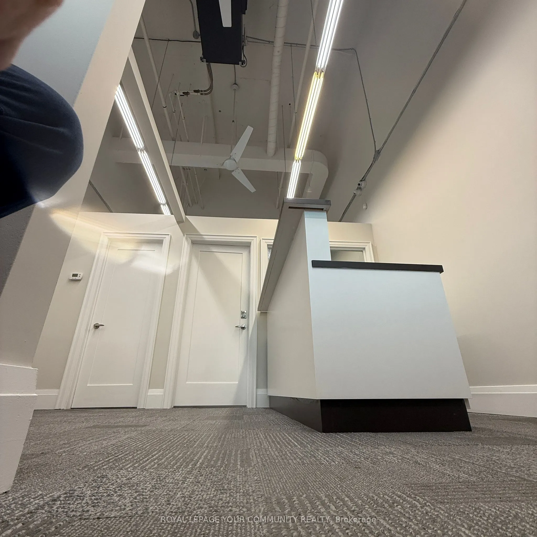 7181 Yonge Street, #4