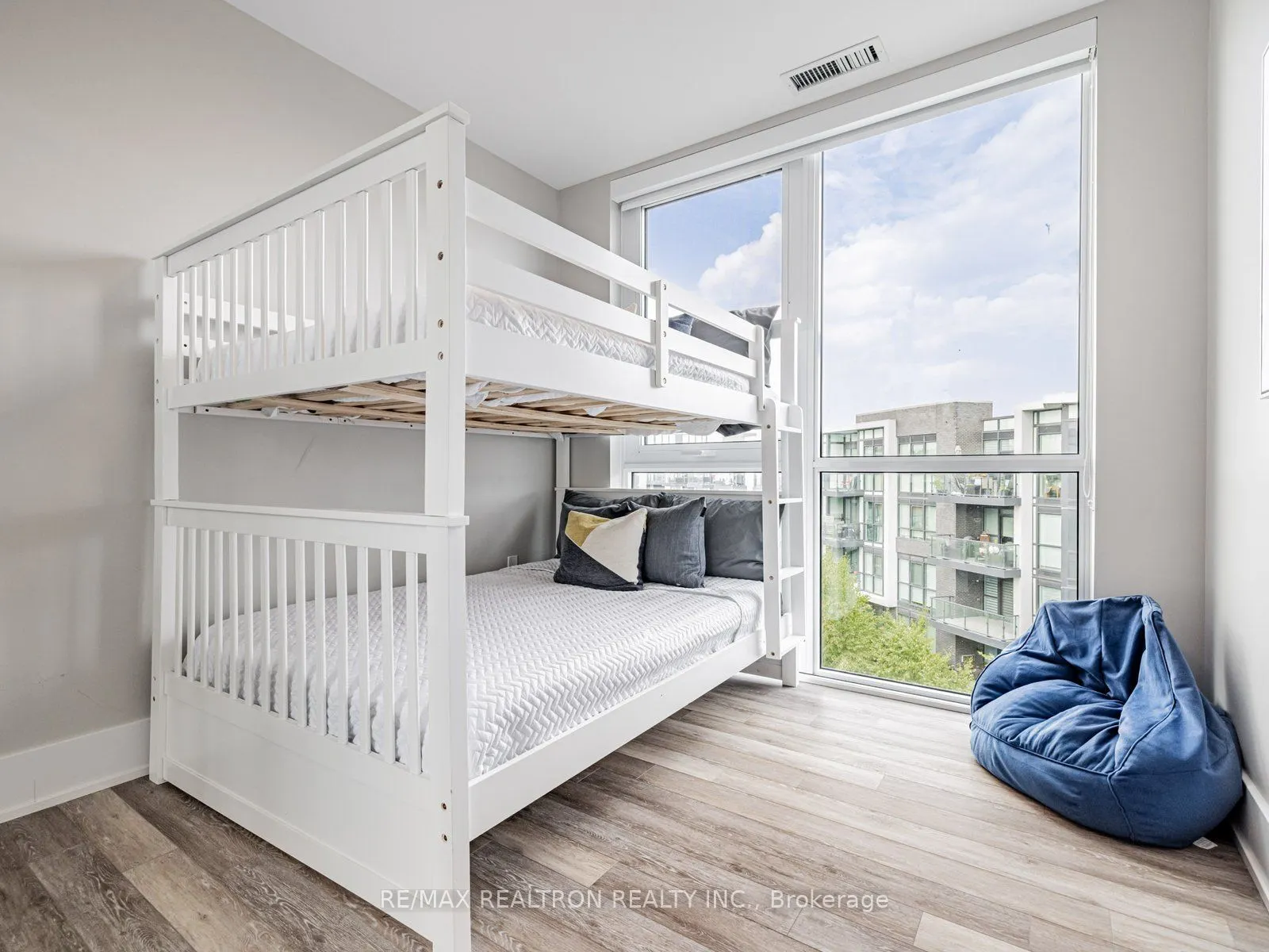 375 Sea Ray Avenue, #431