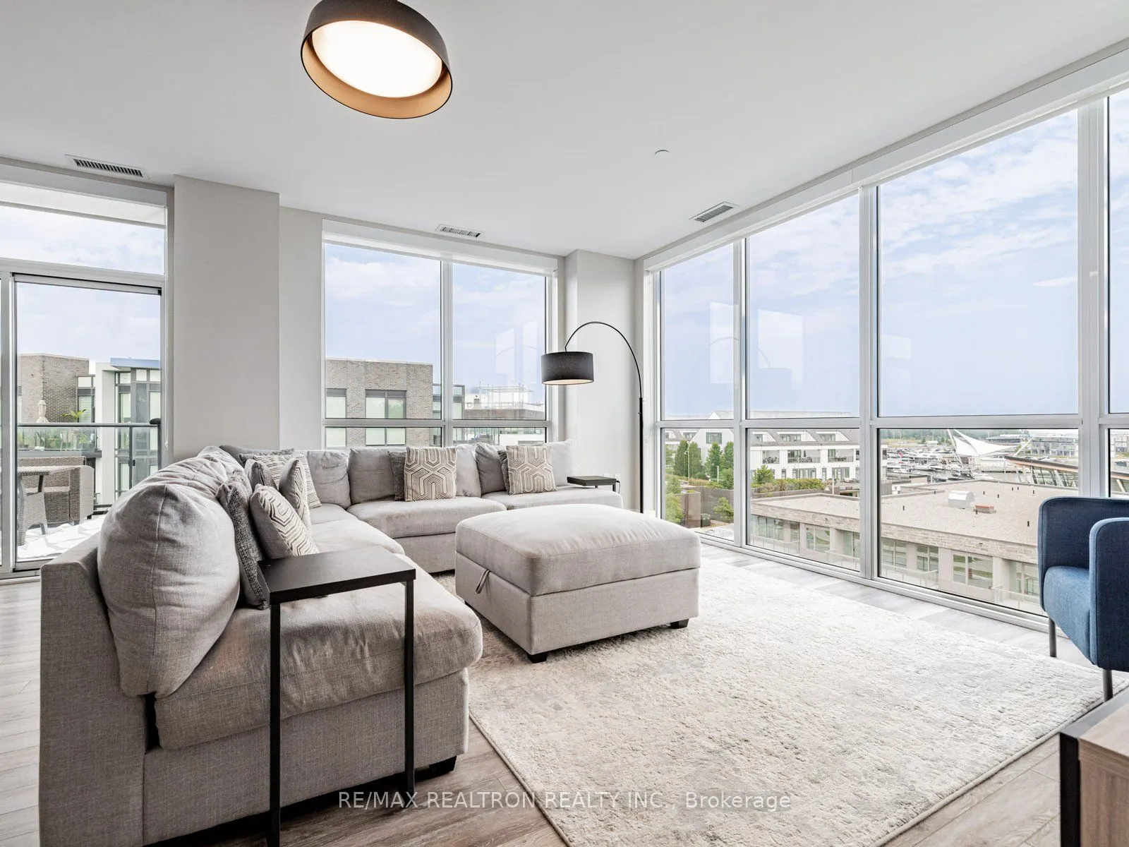 375 Sea Ray Avenue, #431