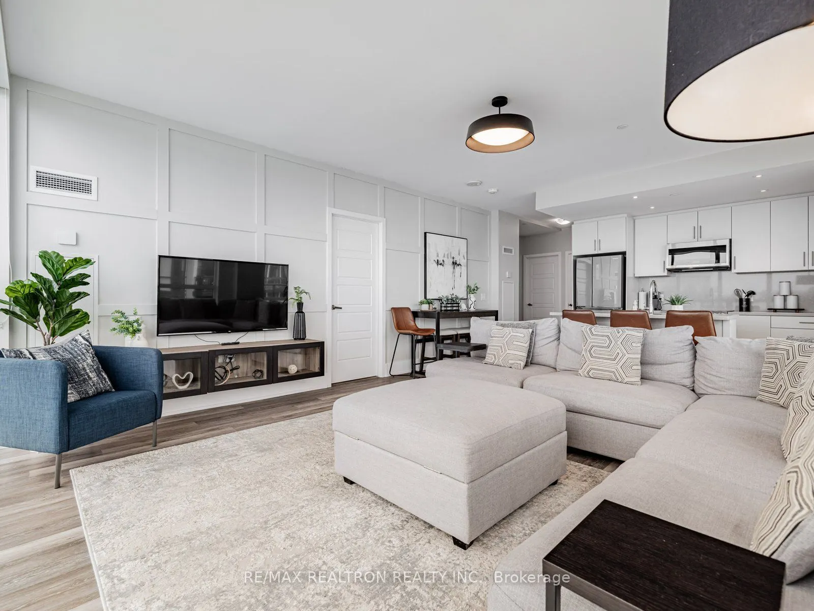 375 Sea Ray Avenue, #431