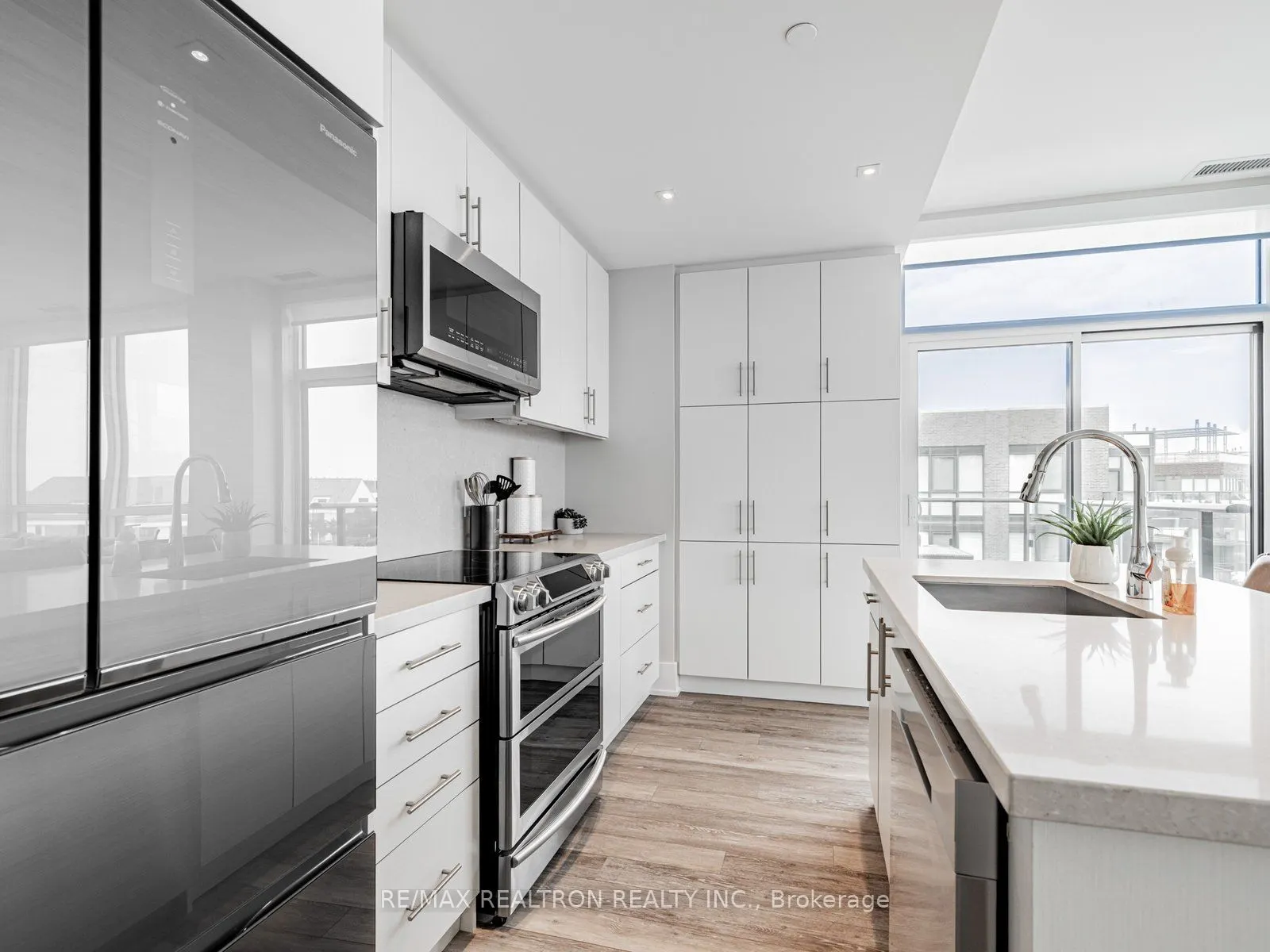 375 Sea Ray Avenue, #431