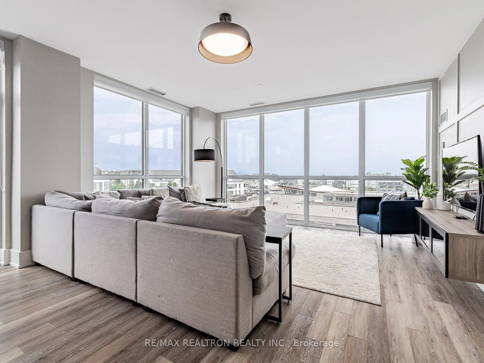 375 Sea Ray Avenue, #431