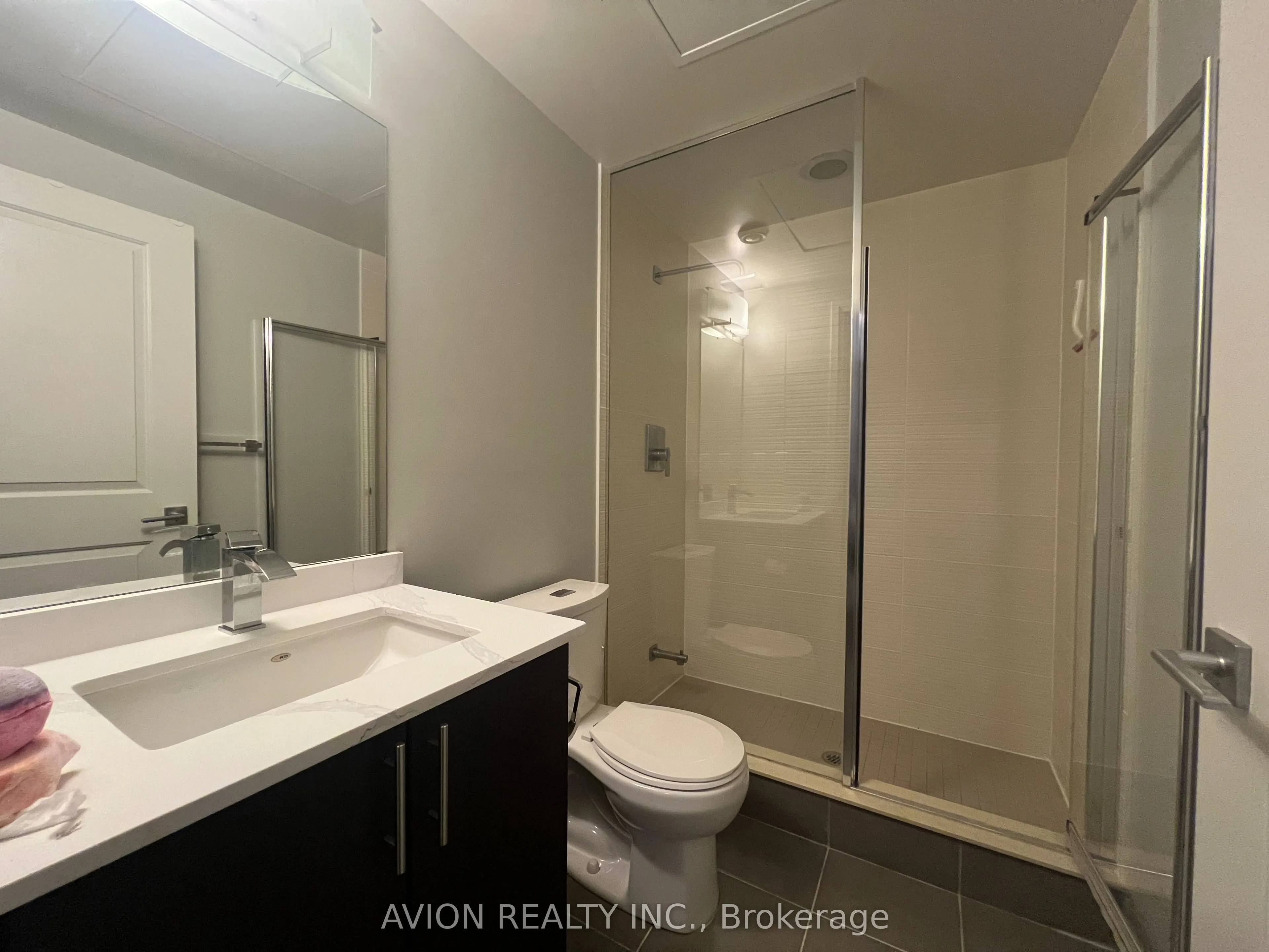 7167 Yonge Street, #412