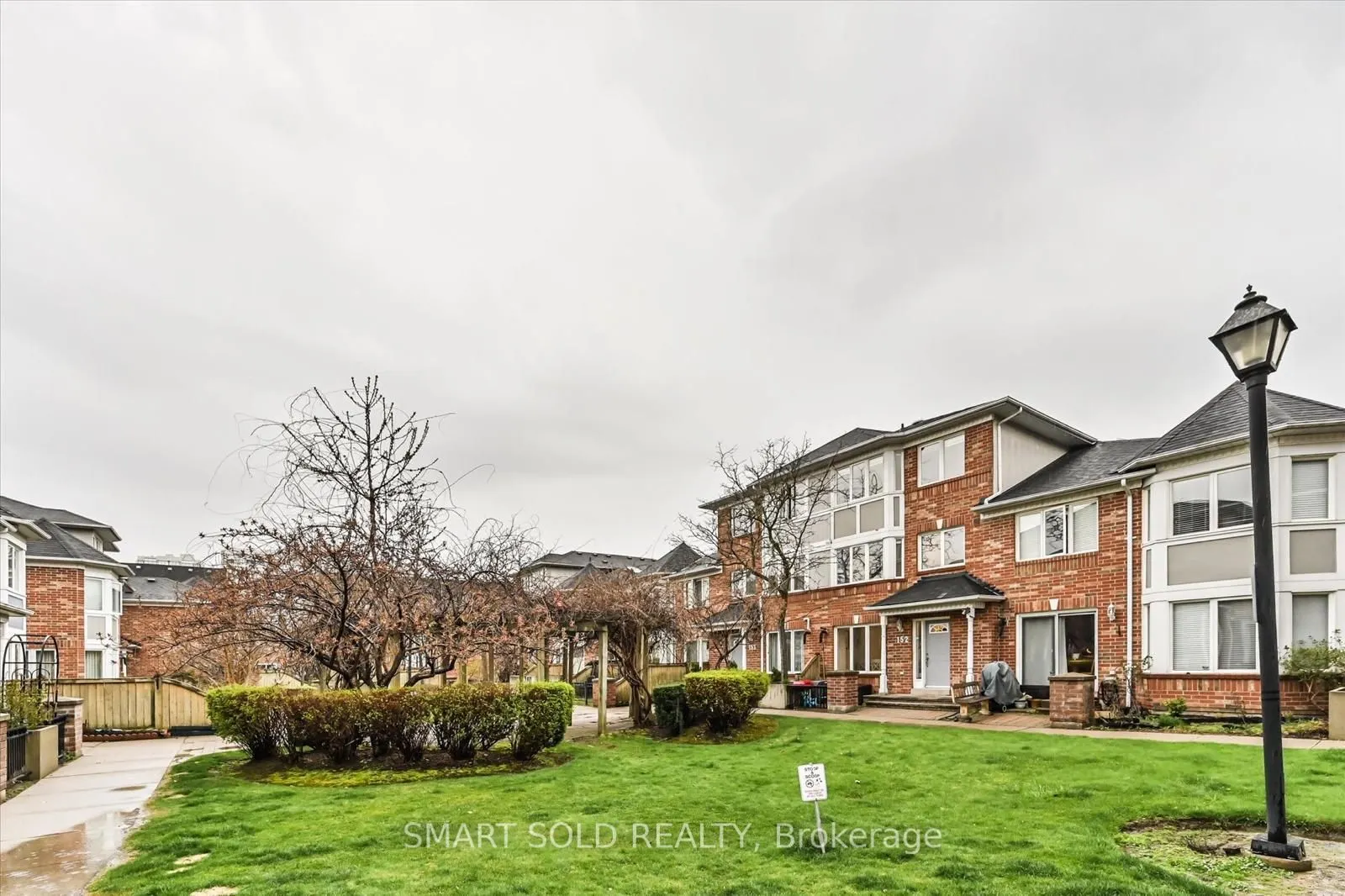 18 Clark Avenue W, #152