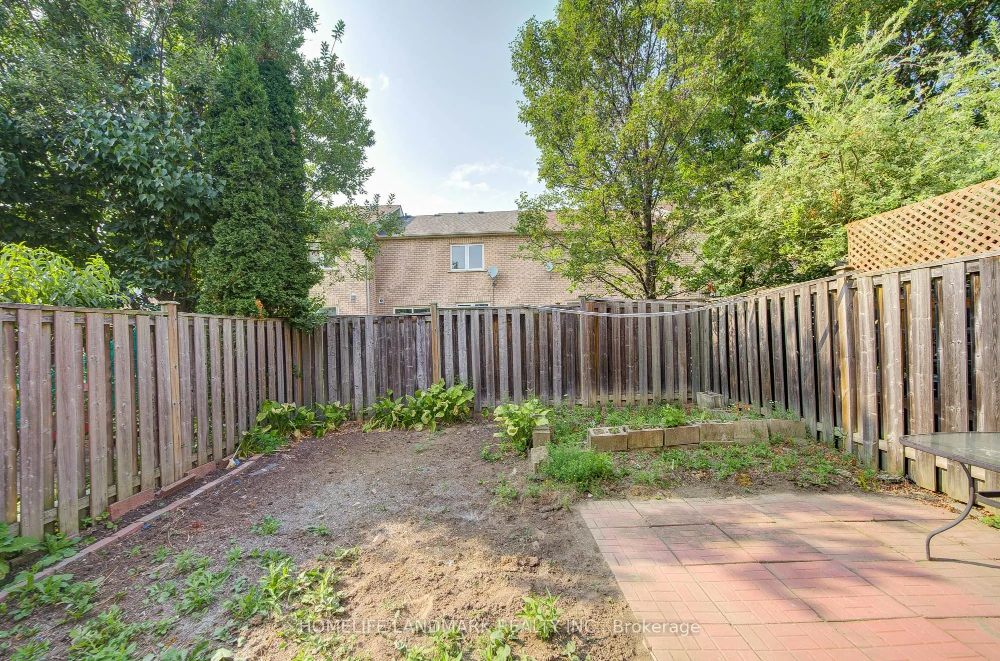 24 Willow Trail Road