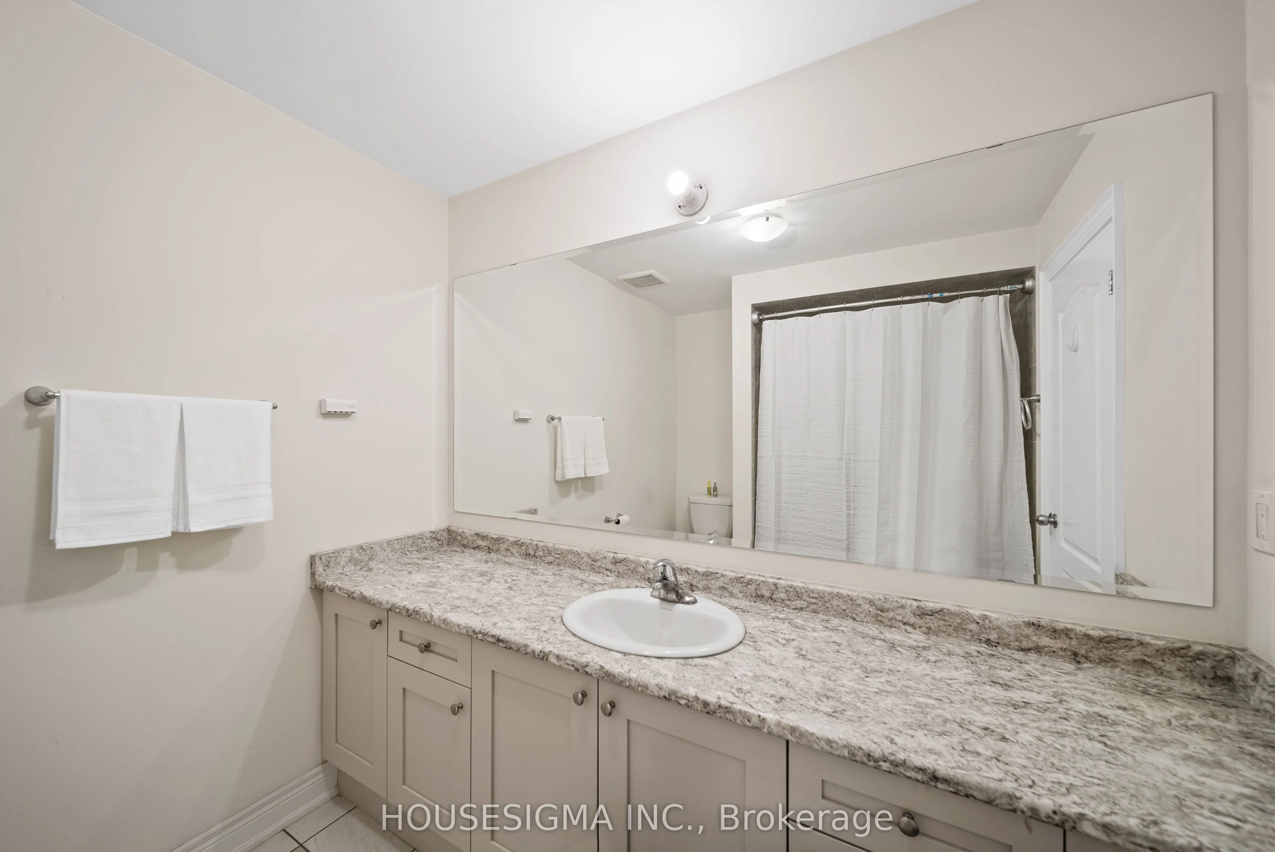 94 Forest Edge Crescent