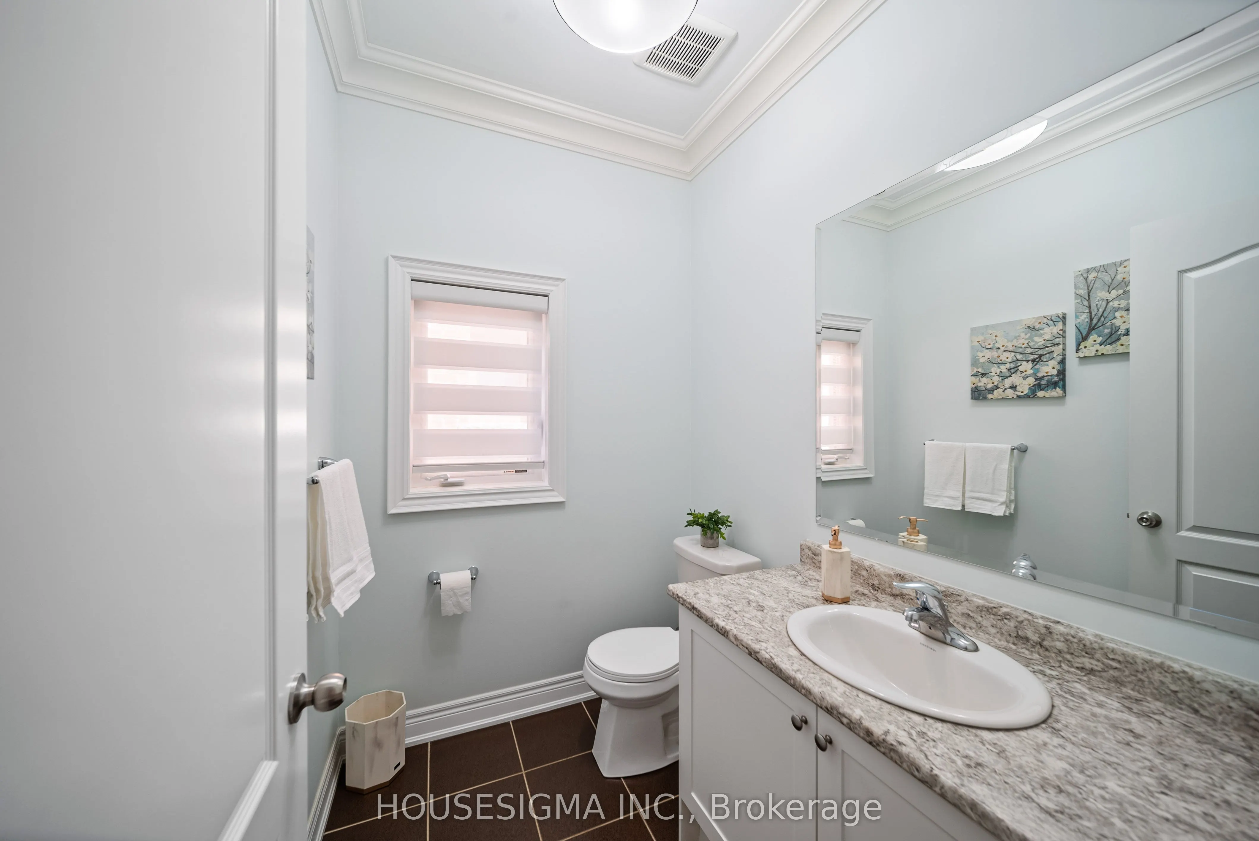 94 Forest Edge Crescent