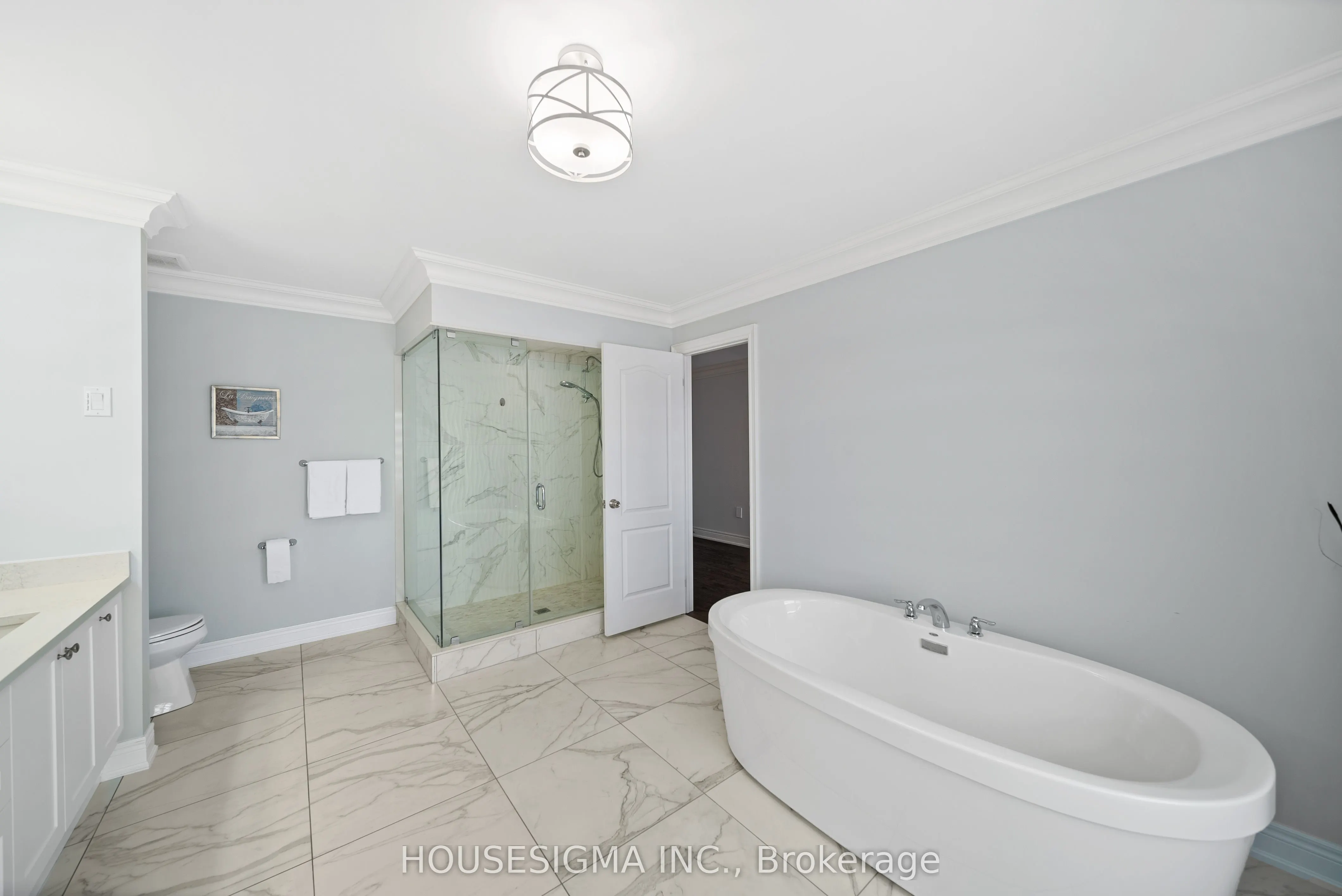 94 Forest Edge Crescent
