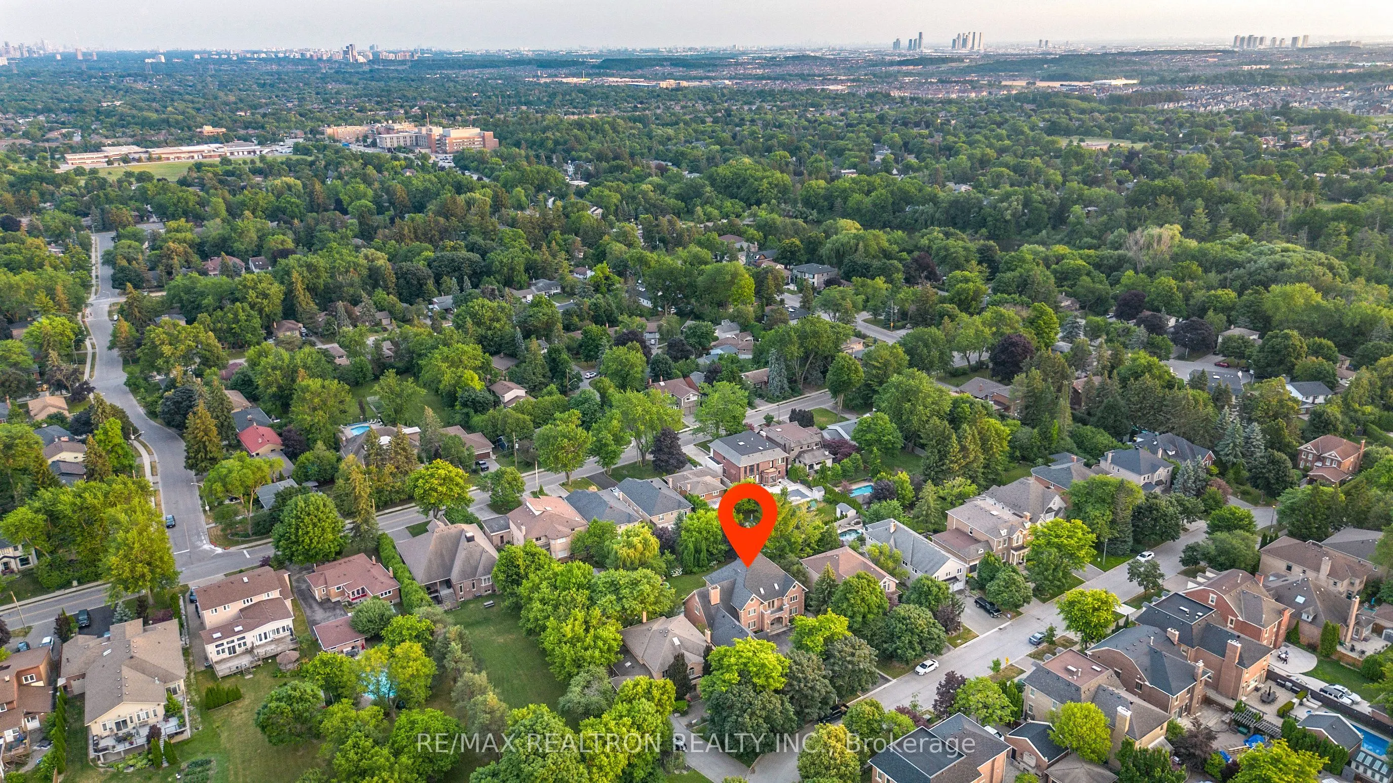 33 Oatlands Crescent