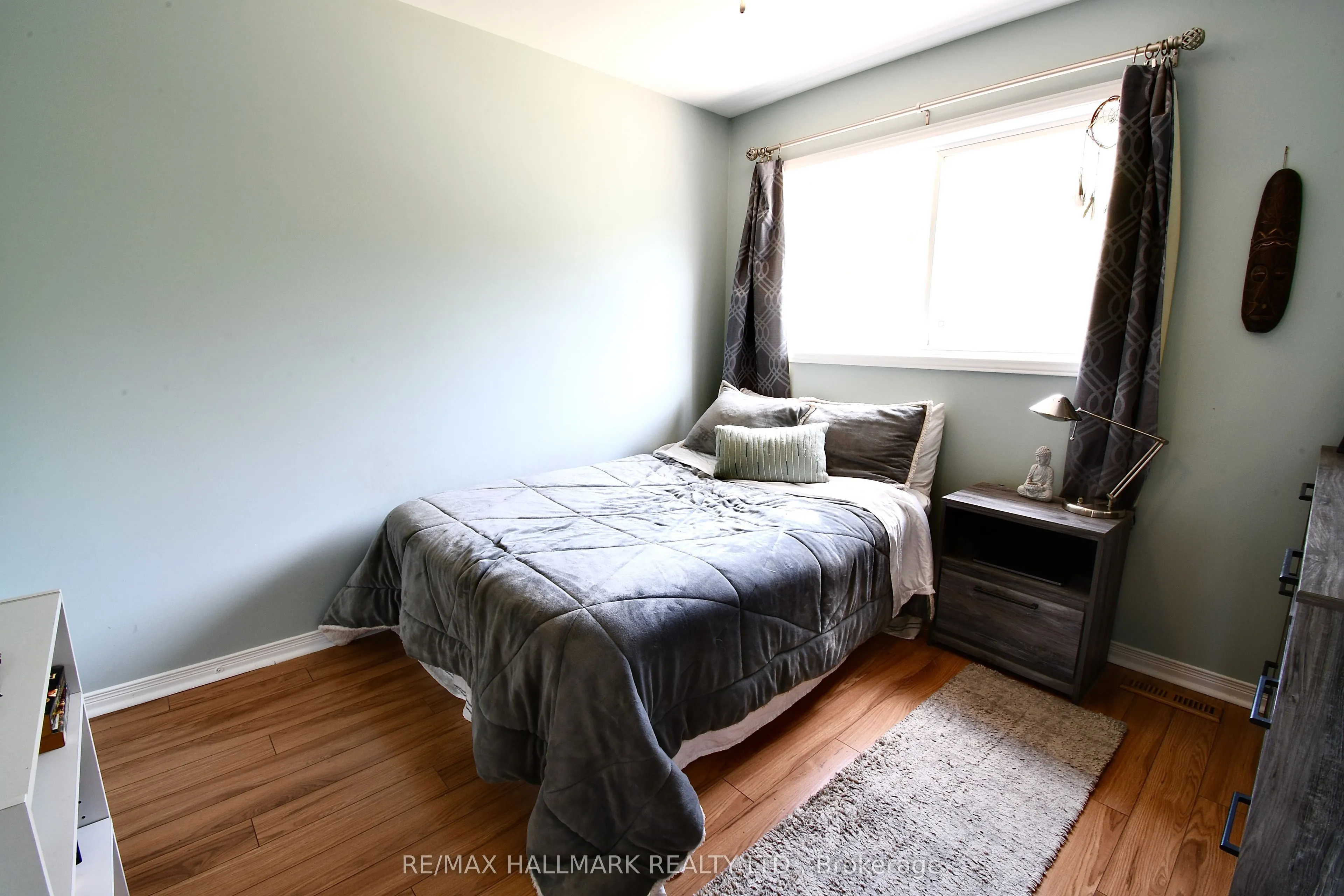 24 Glenora Place
