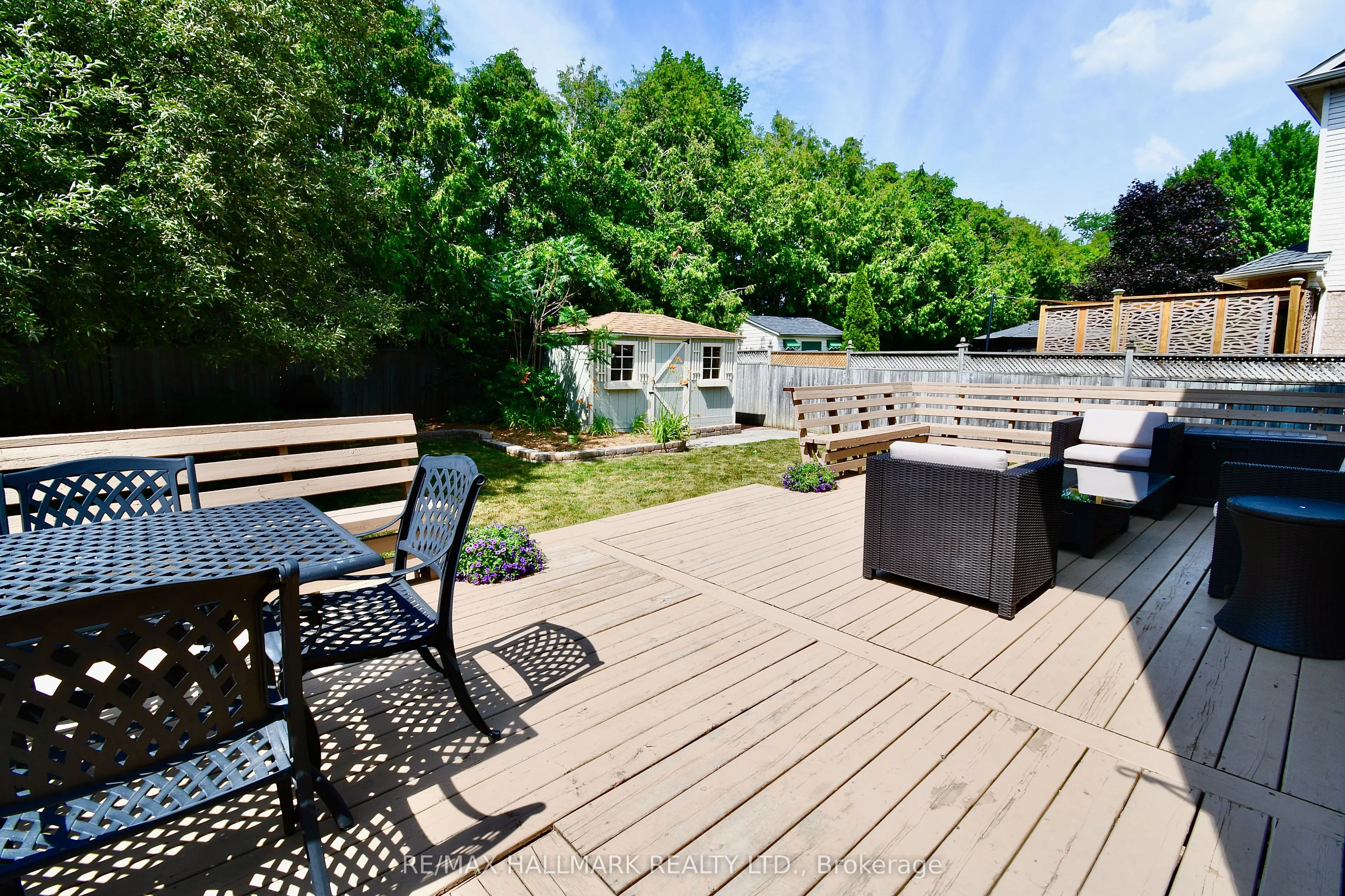 24 Glenora Place