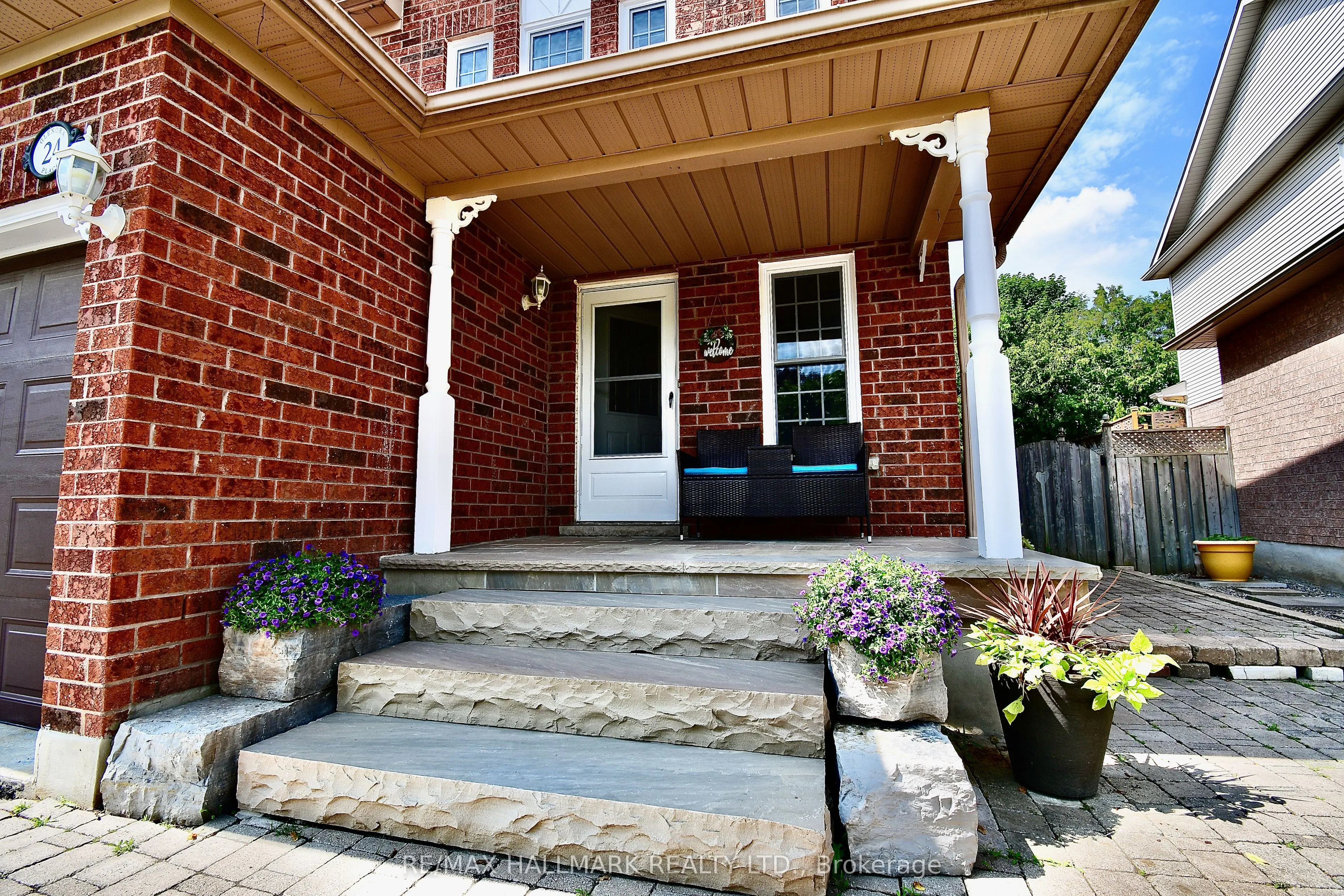 24 Glenora Place