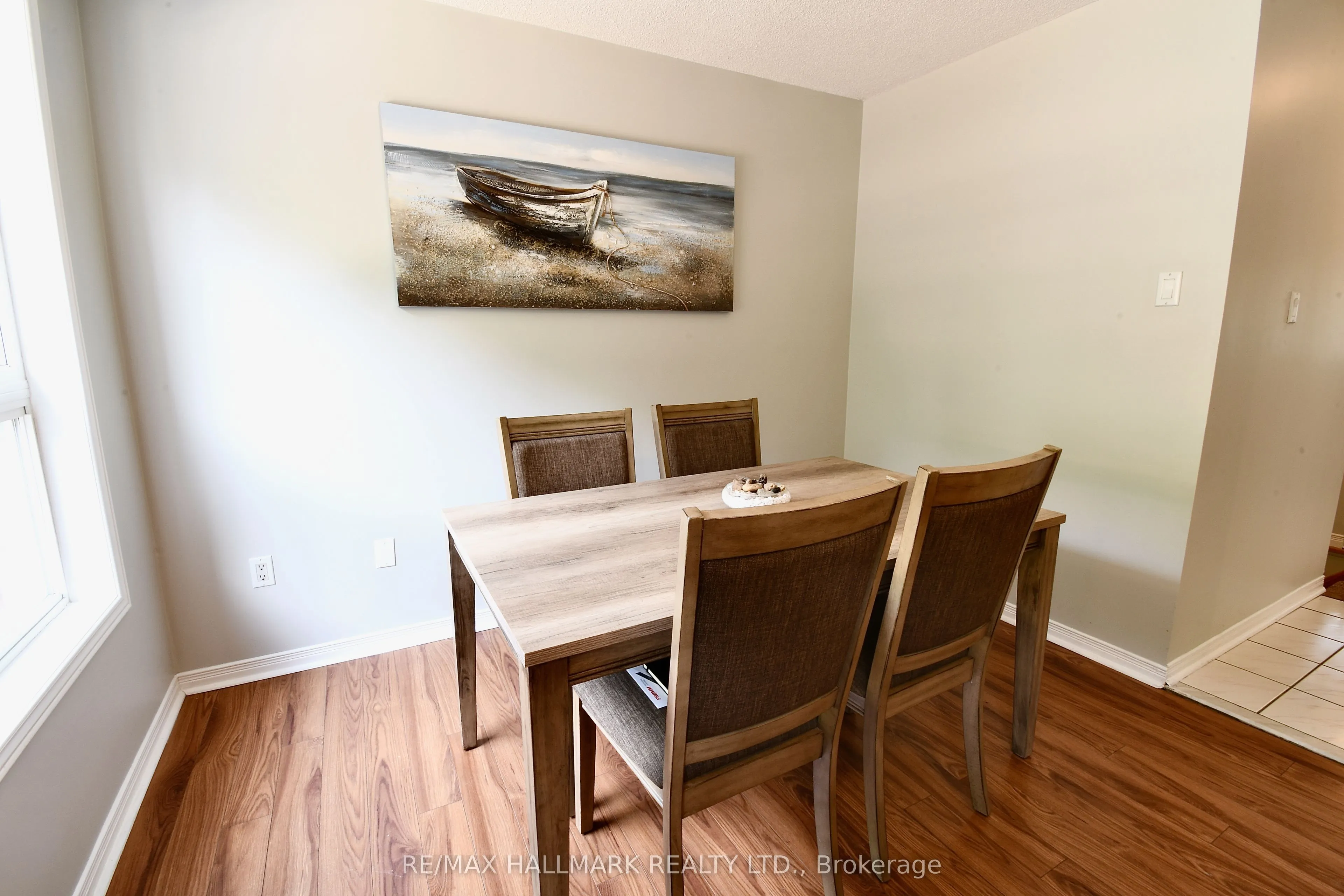 24 Glenora Place