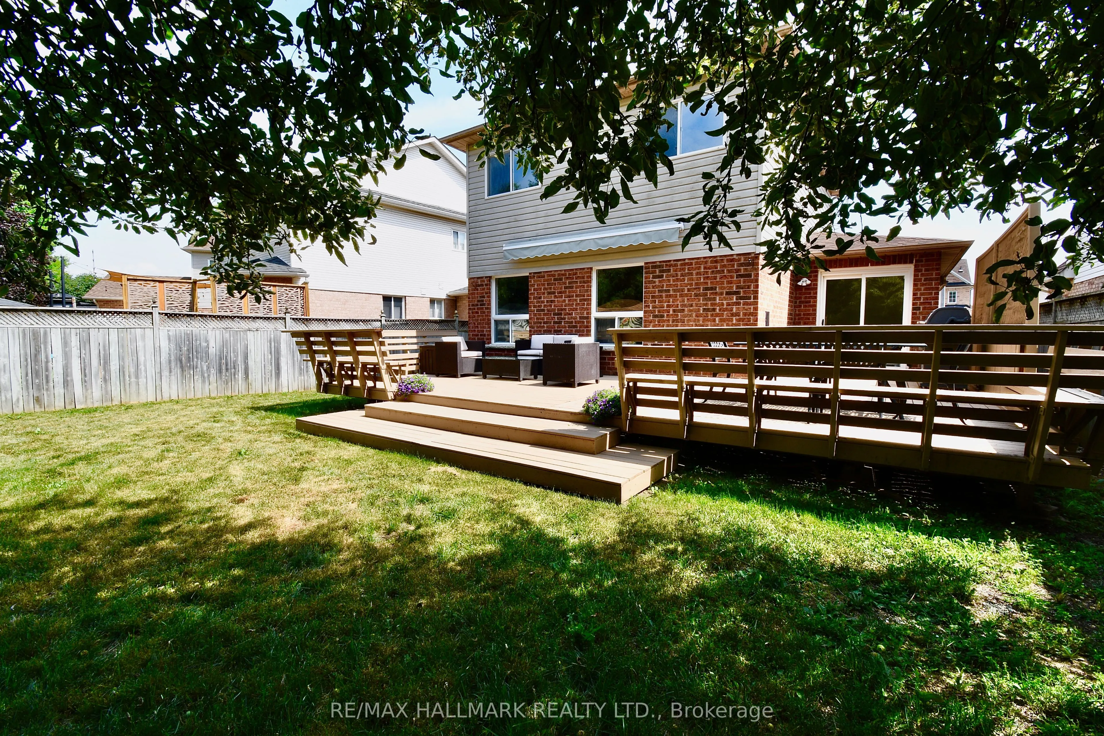 24 Glenora Place