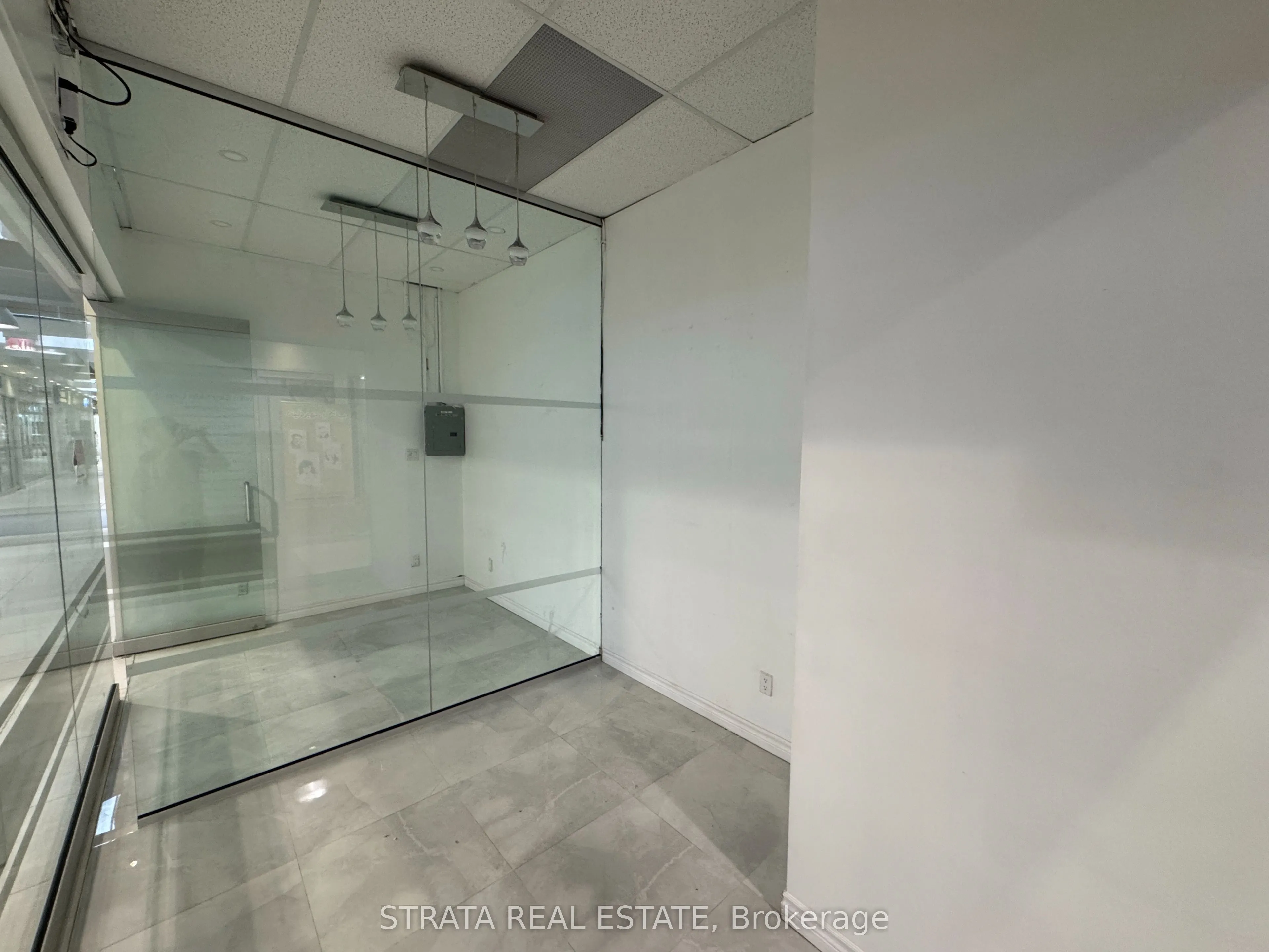 7181 Yonge Street, #96