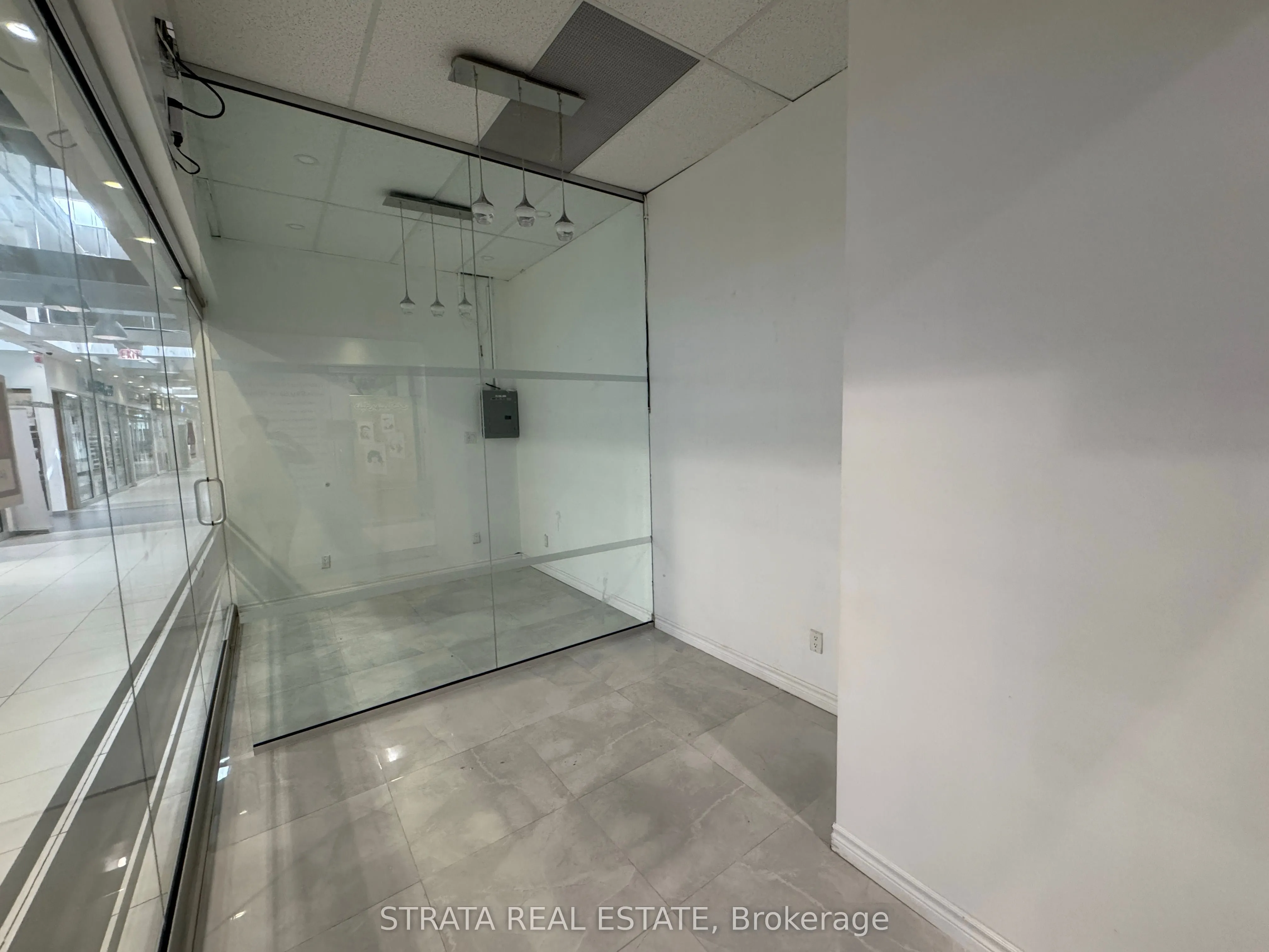 7181 Yonge Street, #96