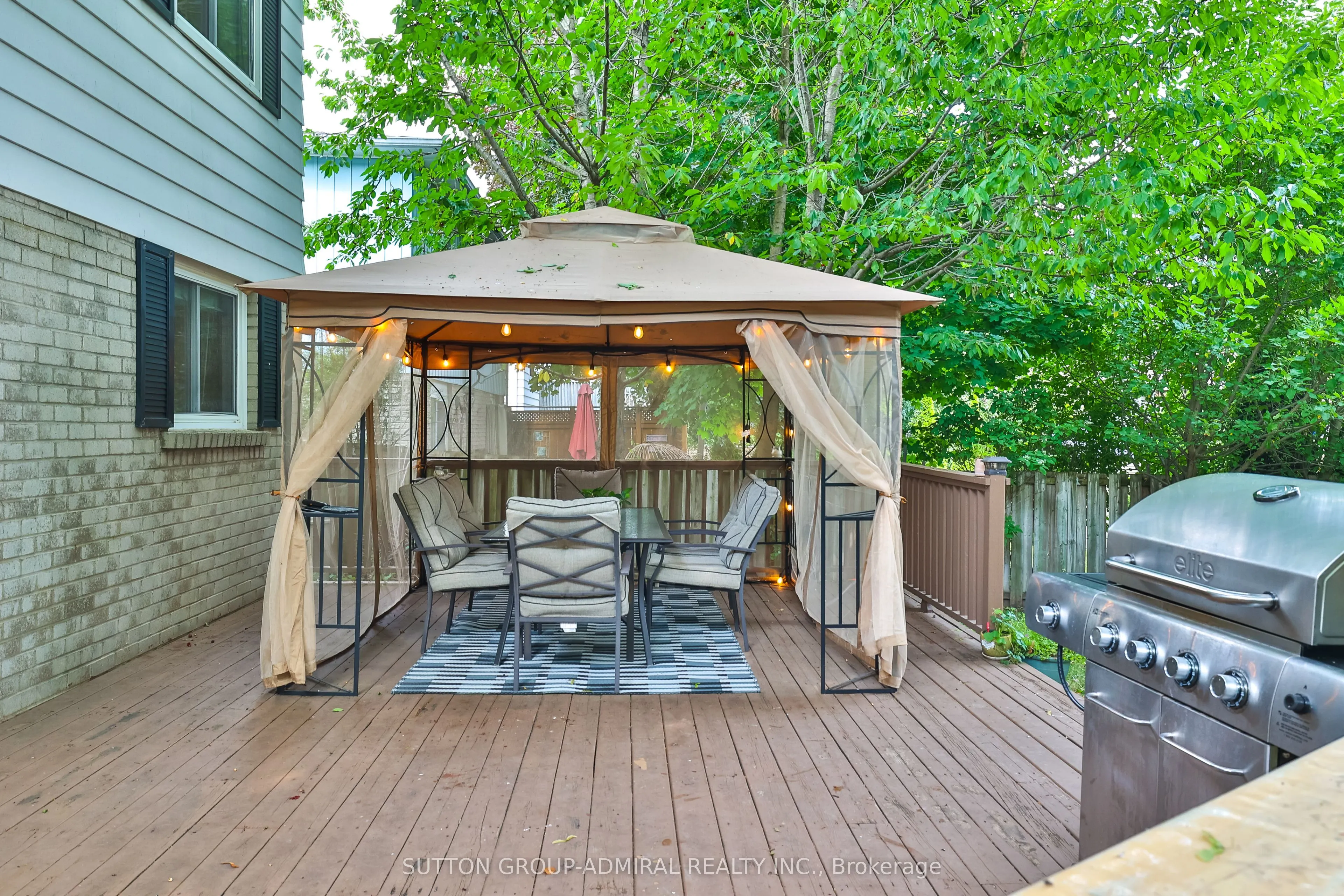 216 Robinson Drive