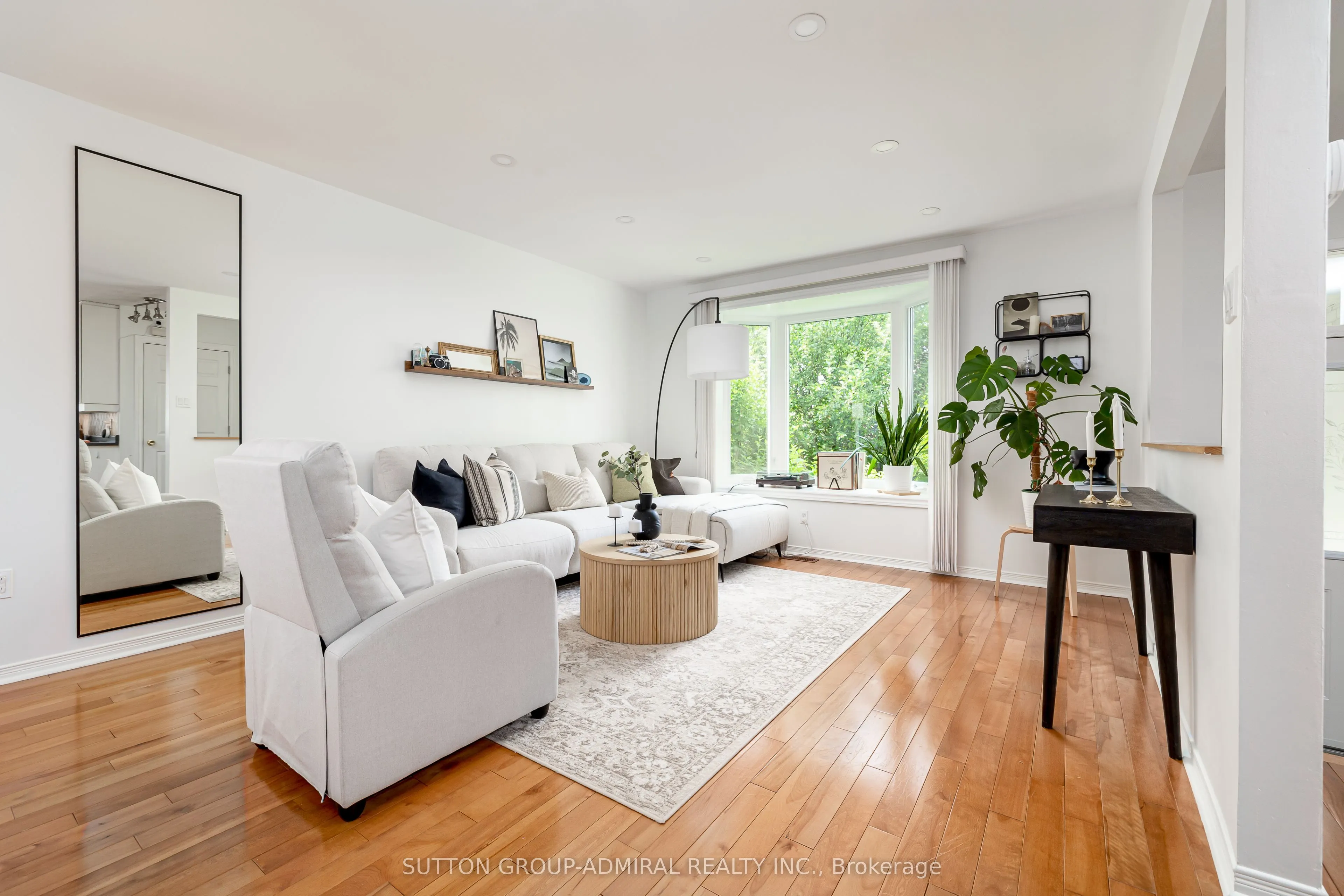 216 Robinson Drive
