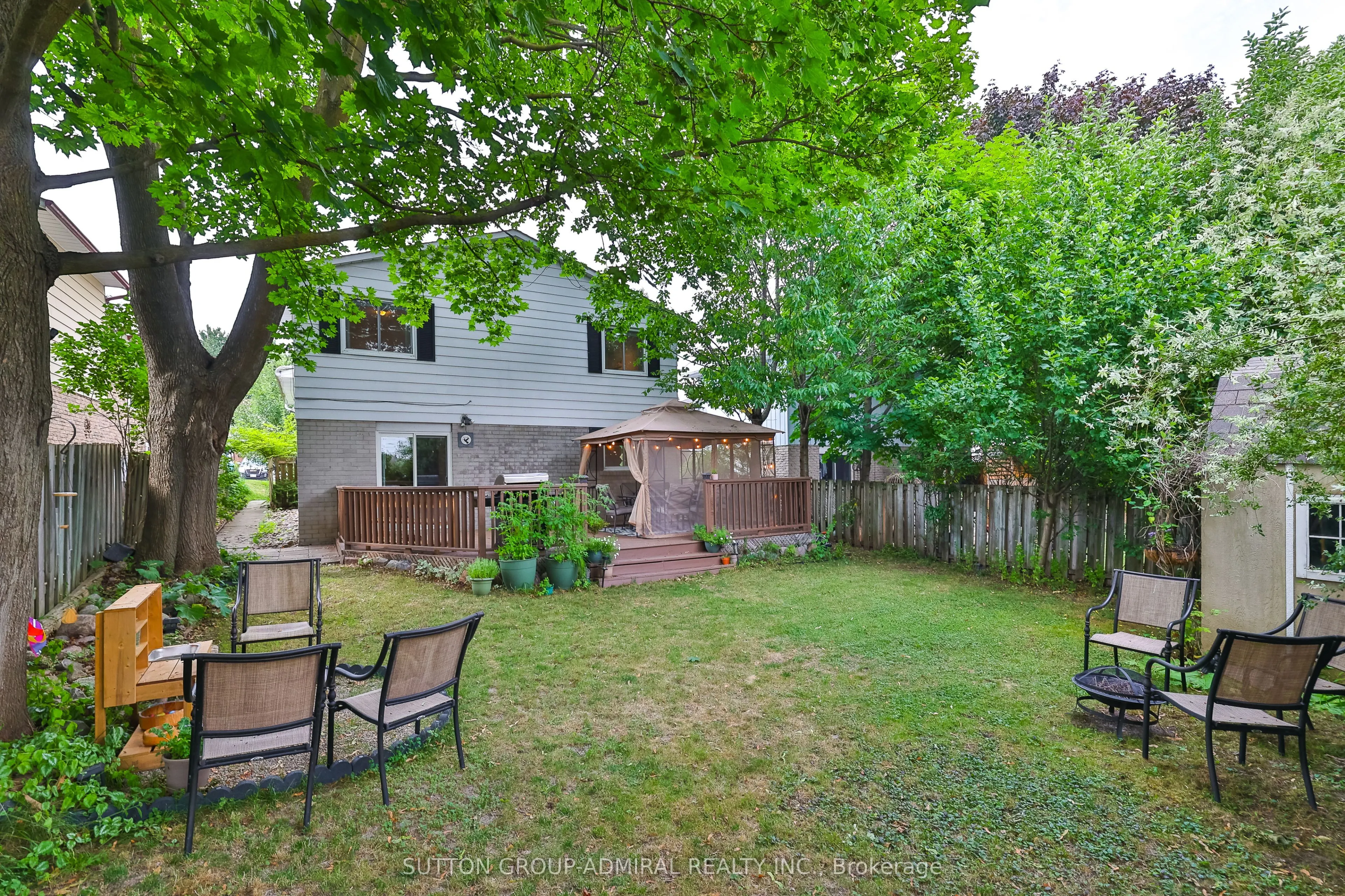 216 Robinson Drive