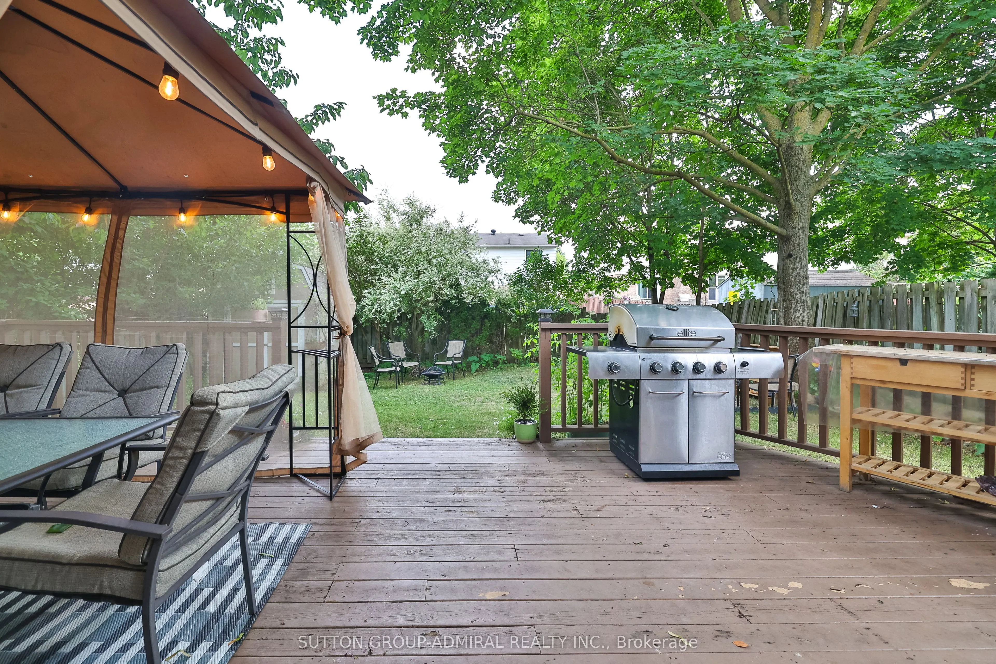 216 Robinson Drive
