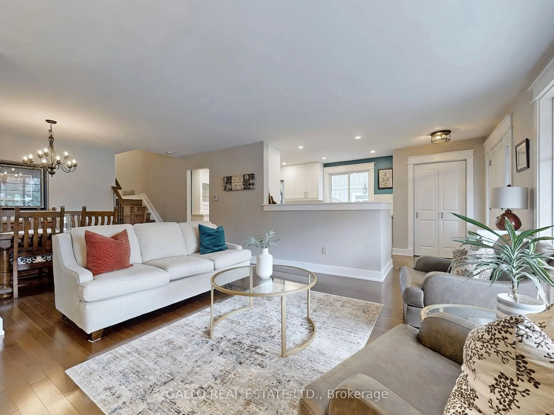12168 Tenth Line S