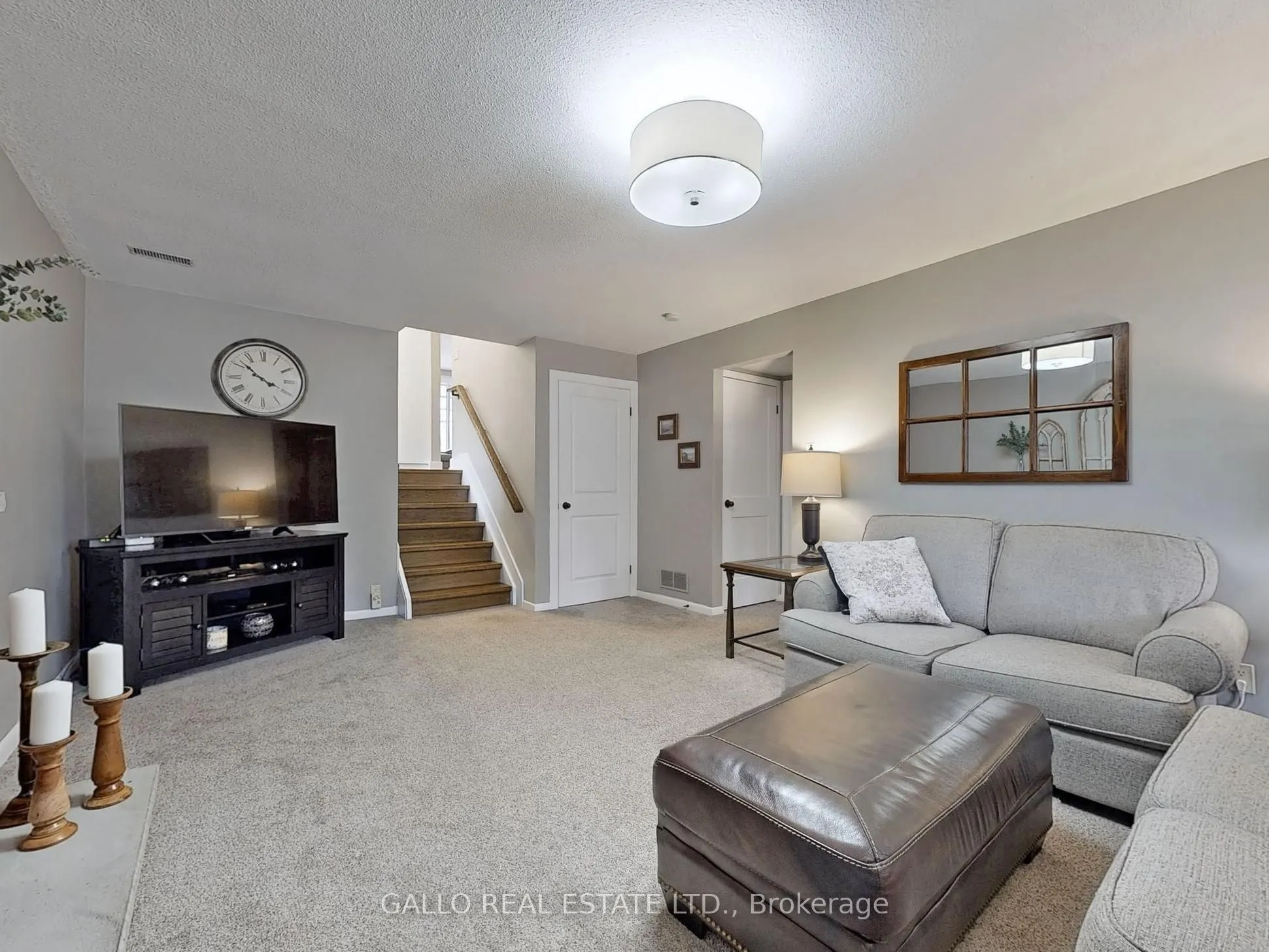 12168 Tenth Line S