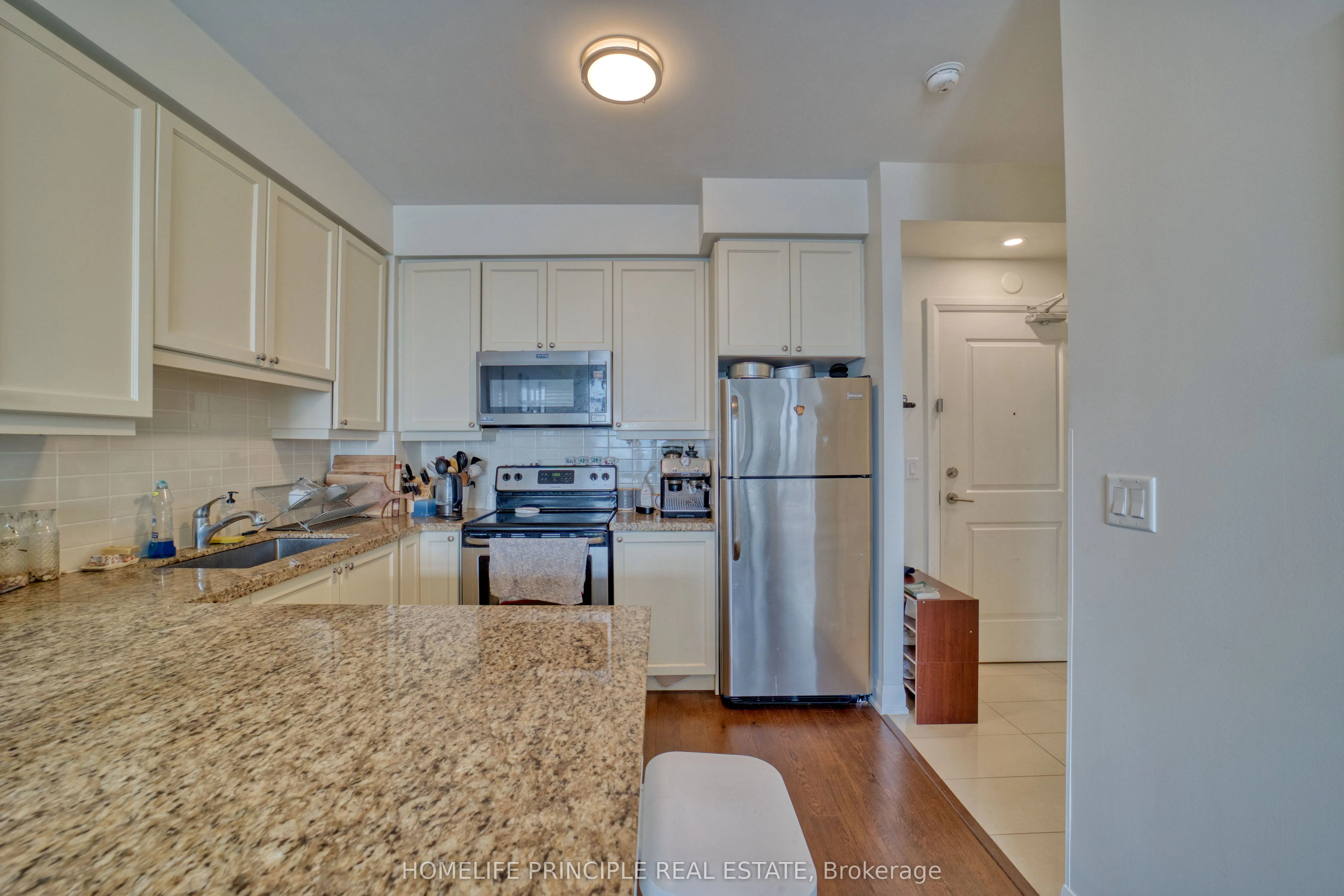 12 Woodstream Boulevard, #712